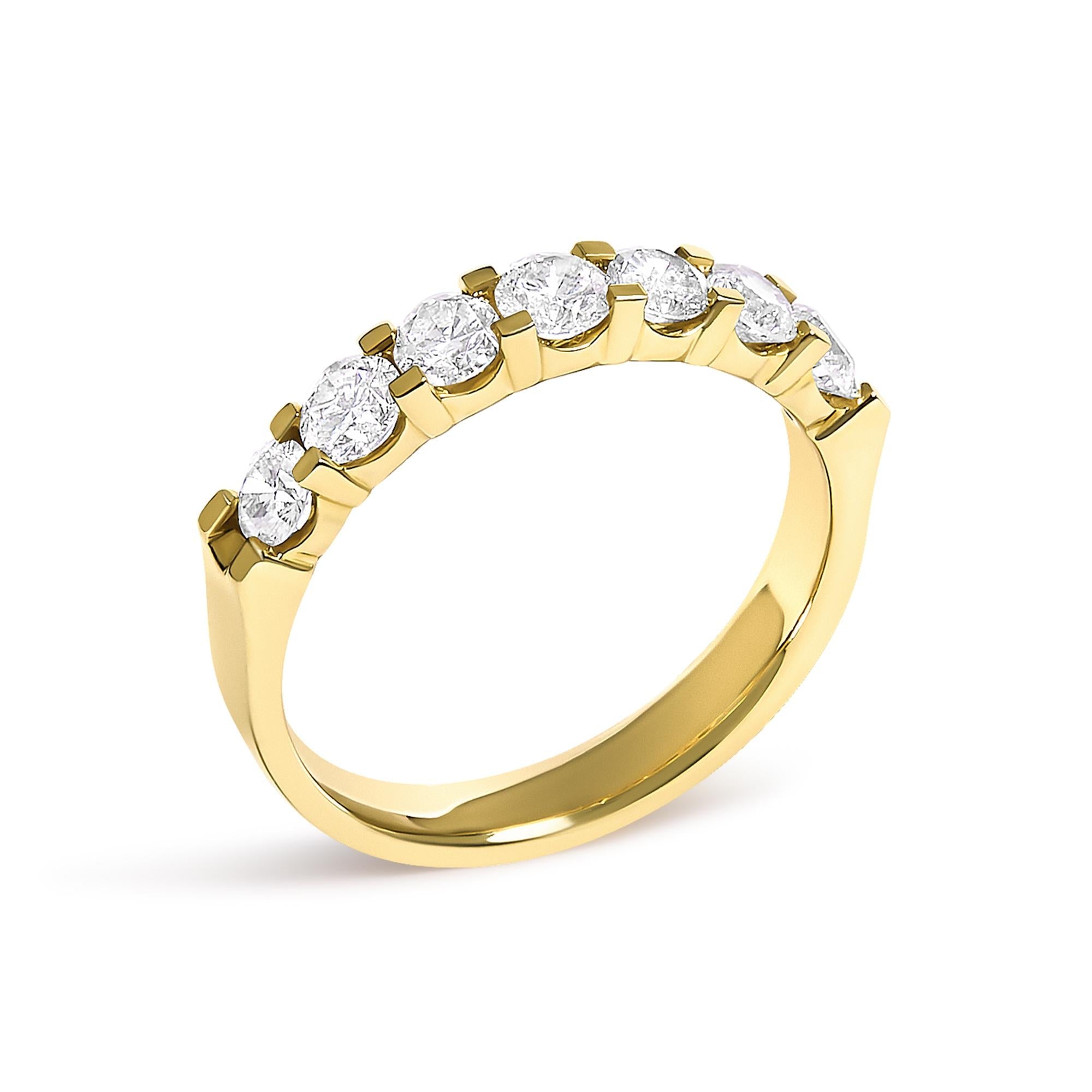 14K Gold 1.0 Cttw Diamond 7 Stone Band Ring