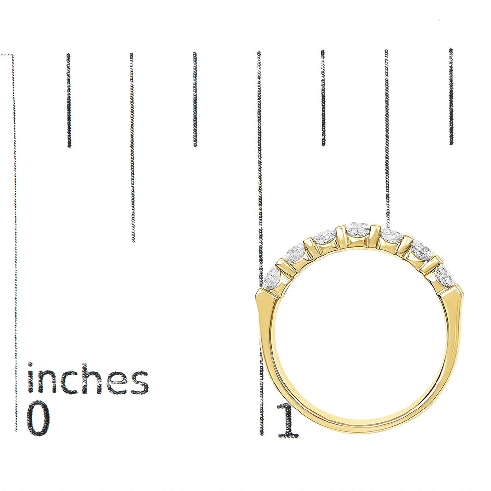 14K Gold 1.0 Cttw Diamond 7 Stone Band Ring