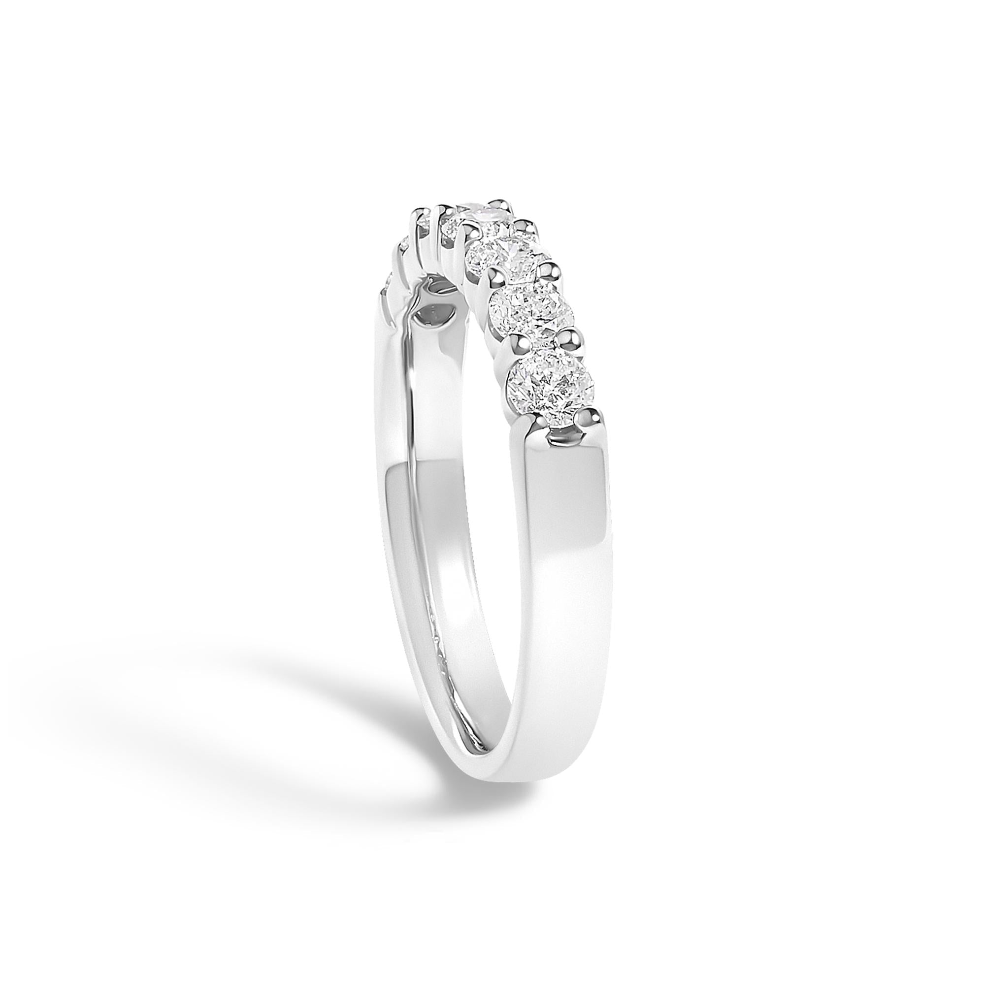 14K Gold 3/4 Cttw Diamond 7 Stone Band Ring