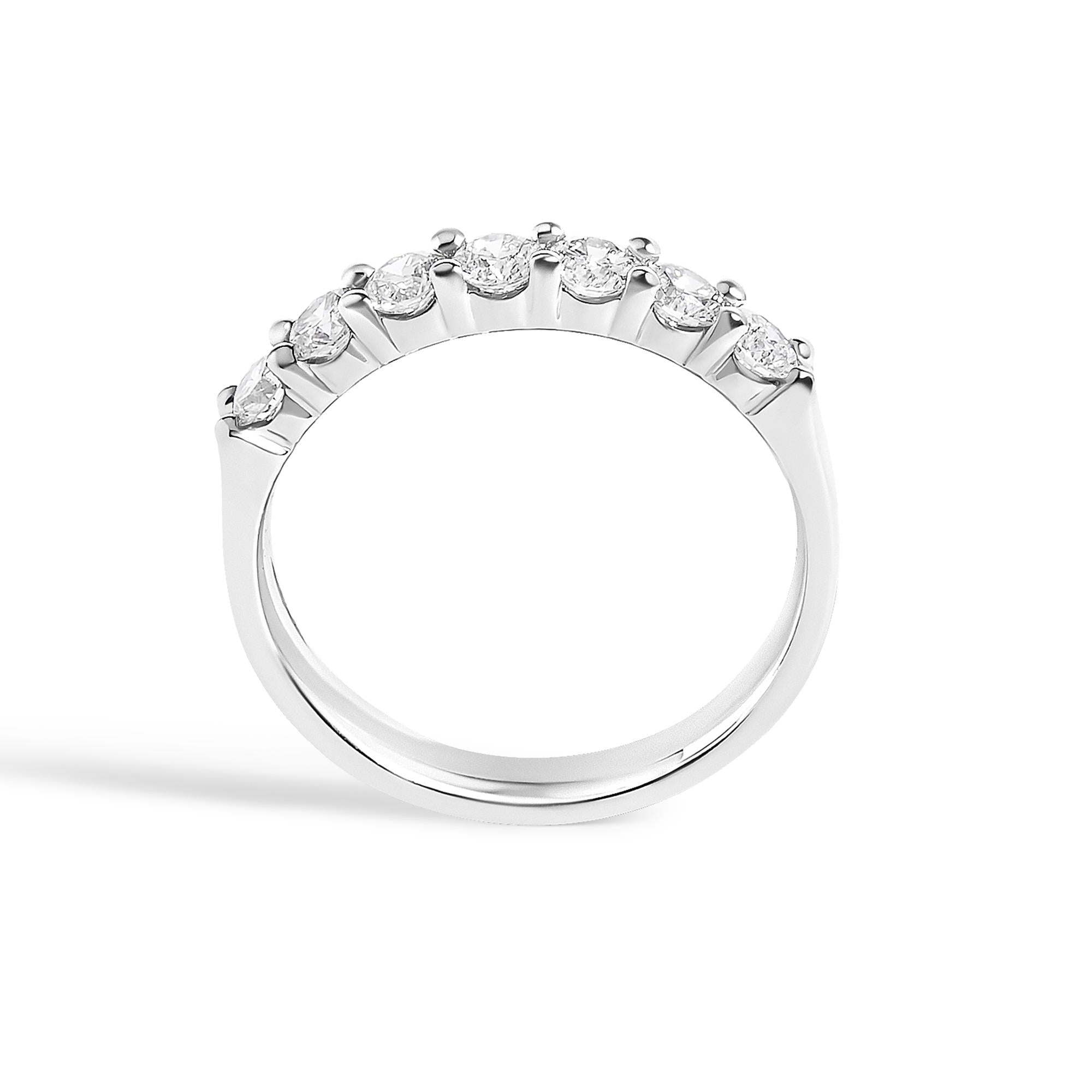 14K Gold 3/4 Cttw Diamond 7 Stone Band Ring