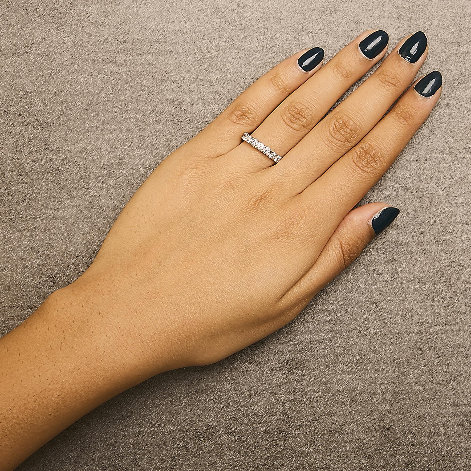 14K Gold 3/4 Cttw Diamond 7 Stone Band Ring