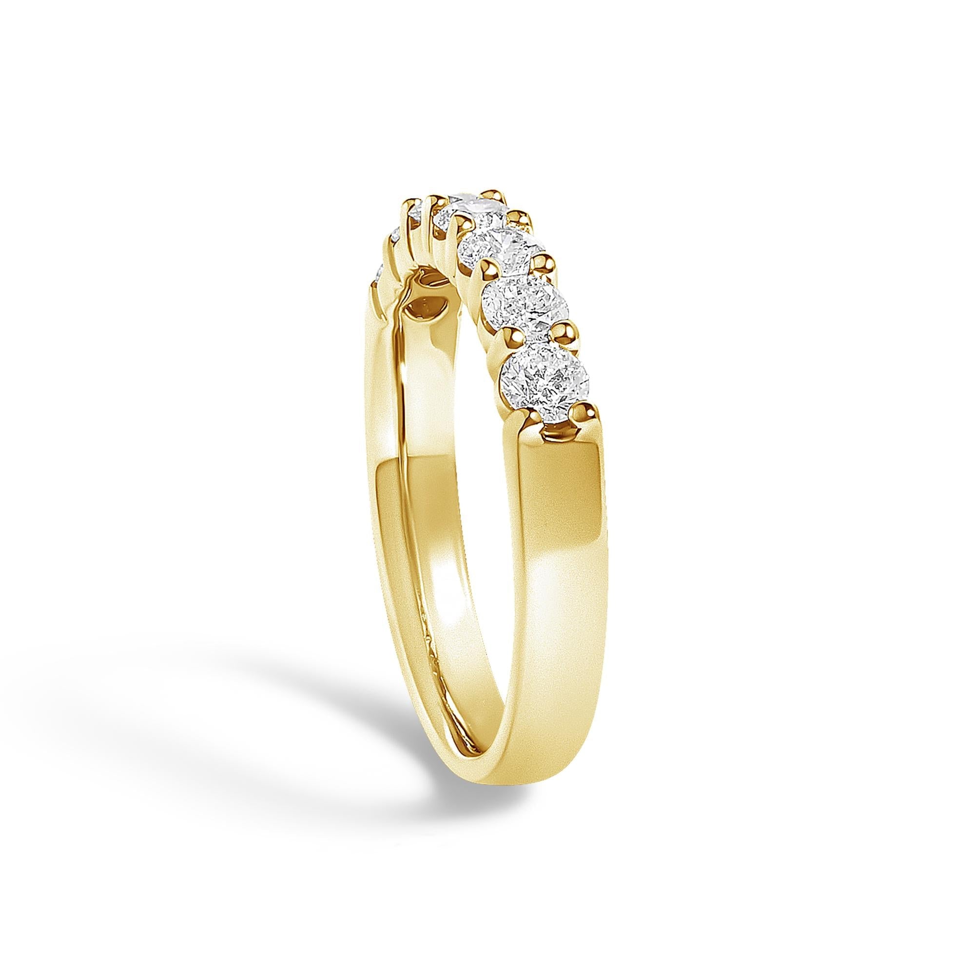 14K Gold 3/4 Cttw Diamond 7 Stone Band Ring