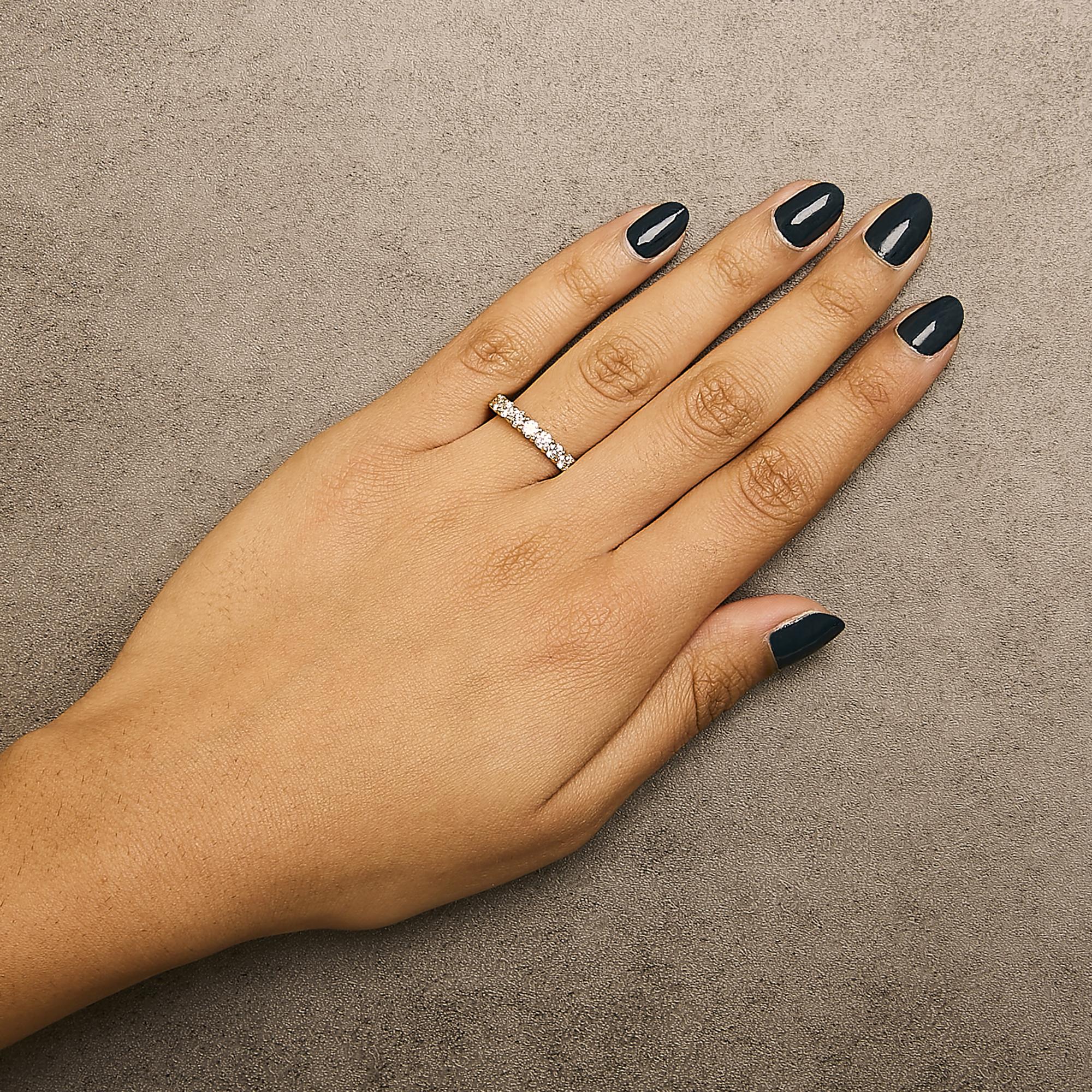 14K Gold 3/4 Cttw Diamond 7 Stone Band Ring