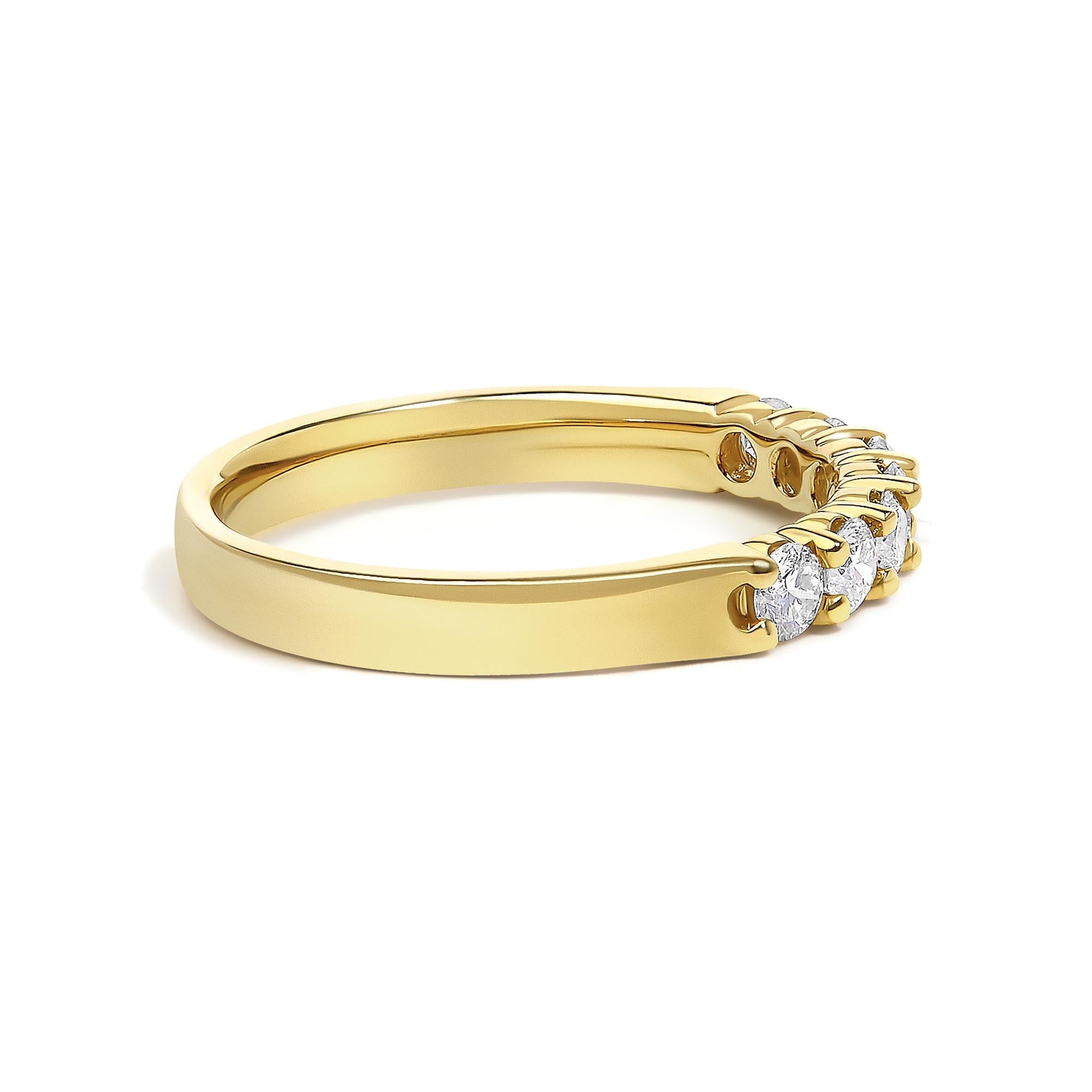 14K Gold 1/2 Cttw Diamond 7 Stone Band Ring