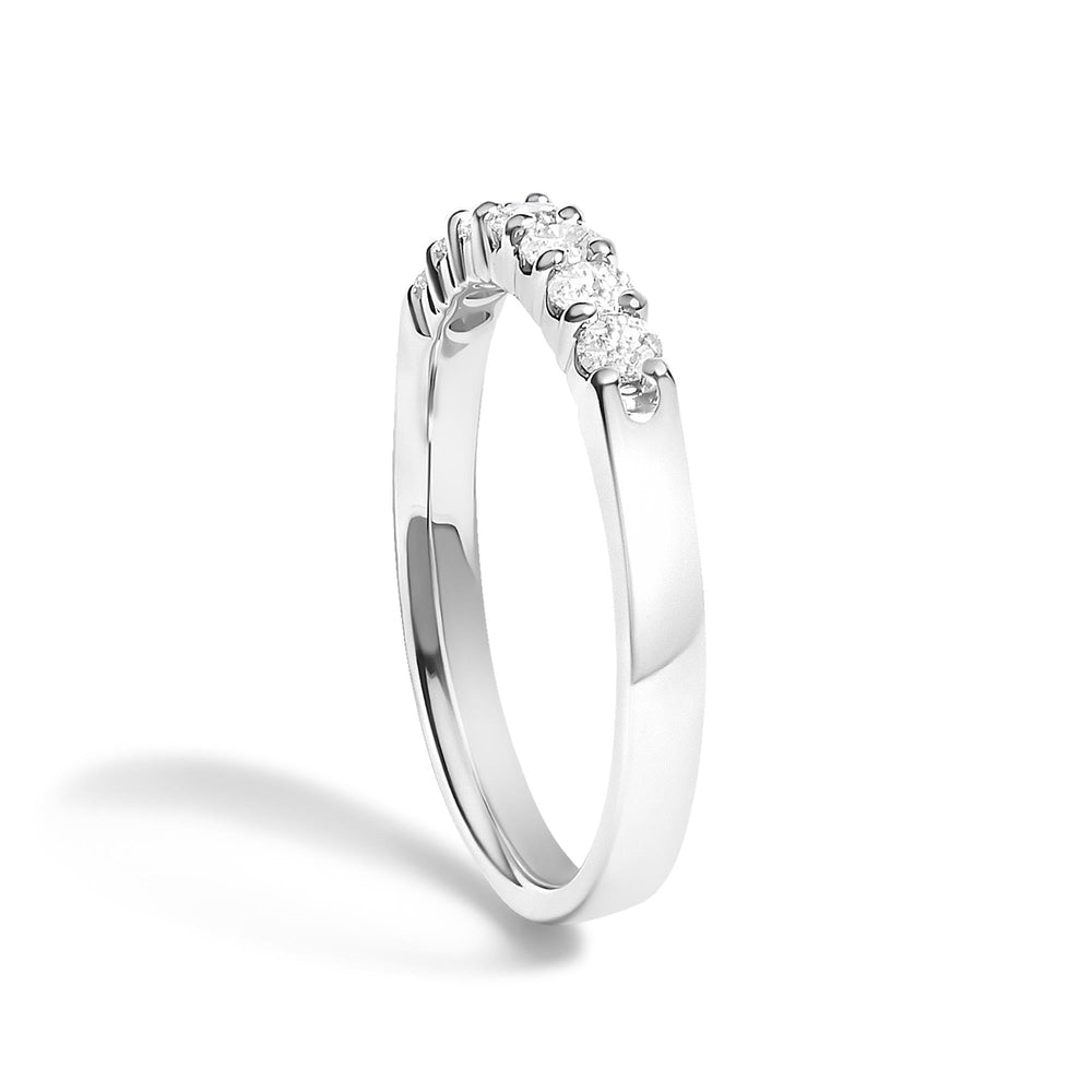 14K Gold 1/3 Cttw Diamond 7 Stone Band Ring