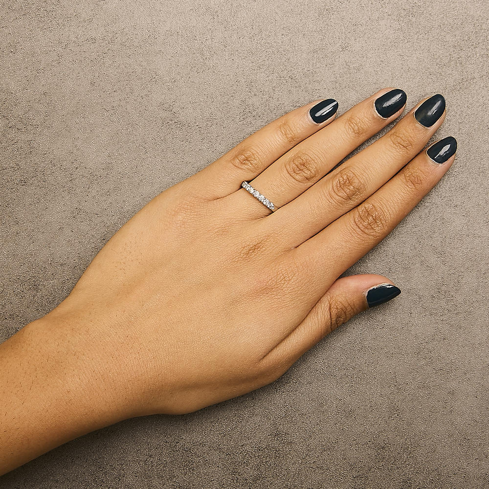 14K Gold 1/3 Cttw Diamond 7 Stone Band Ring