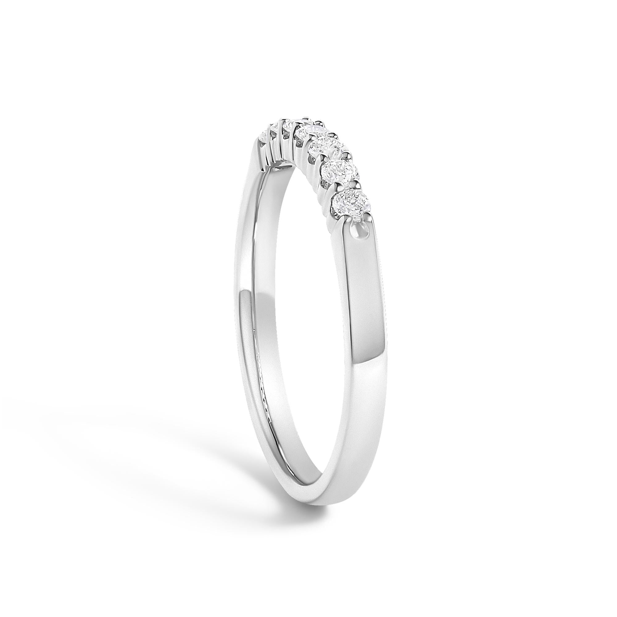 14K Gold 1/4 Cttw Diamond 7 Stone Band Ring