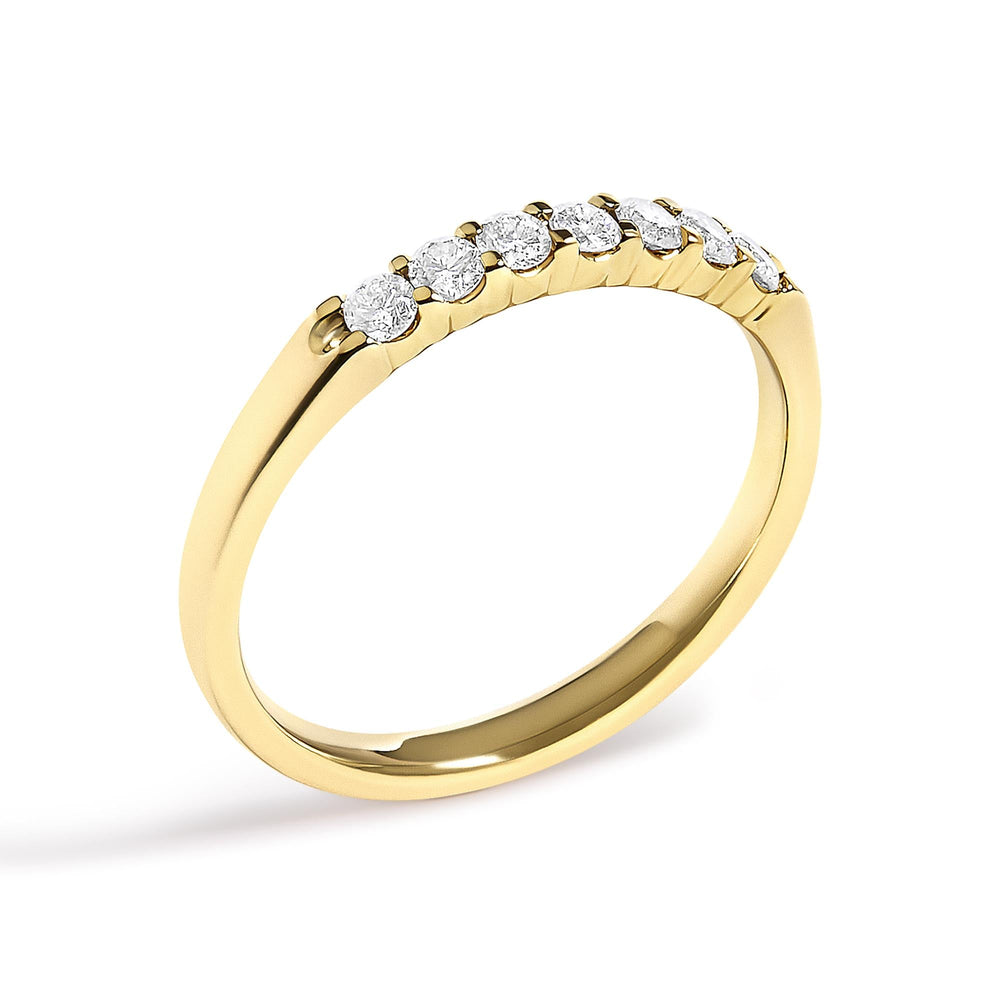 14K Gold 1/4 Cttw Diamond 7 Stone Band Ring