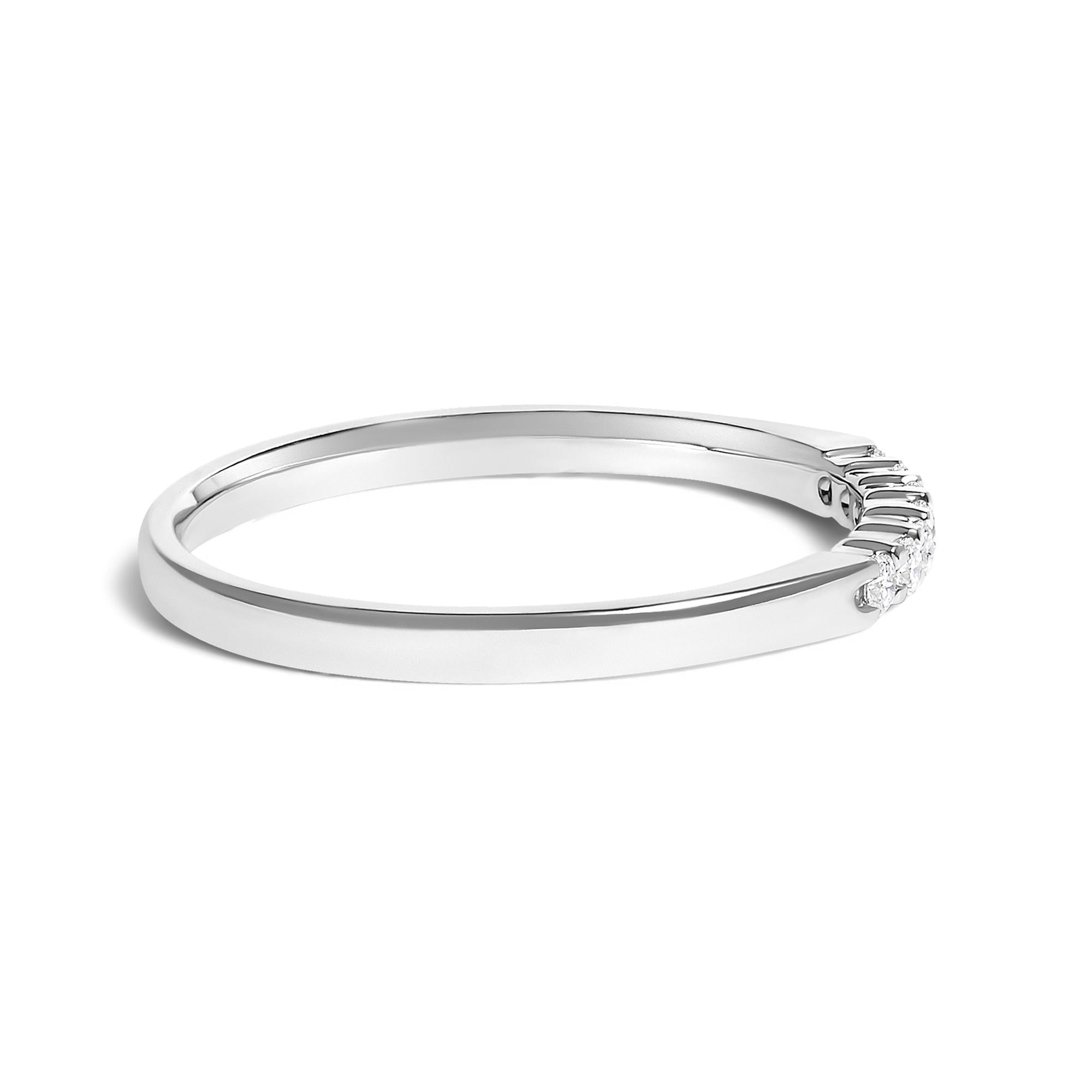 14K Gold 1/10 Cttw Diamond 7 Stone Band Ring