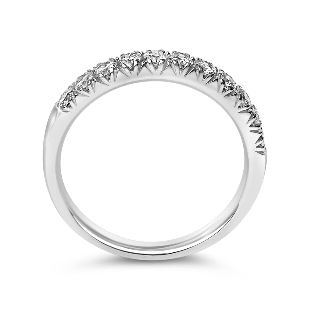 14K Gold 1/2 Cttw Round Diamond 11 Stone Classic Band