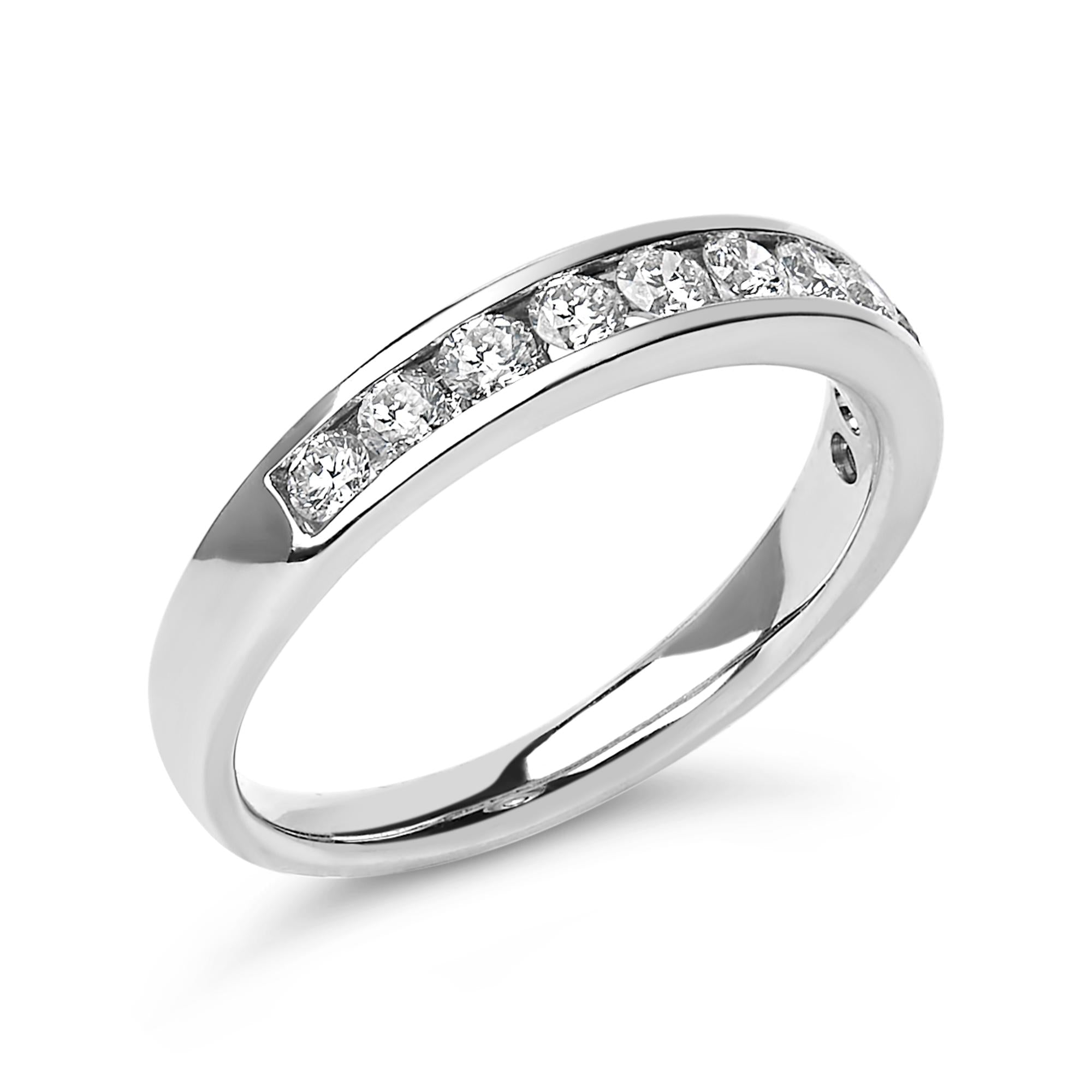 14K Gold 1/2 Cttw Round Diamond 11 Stone Channel Set Band