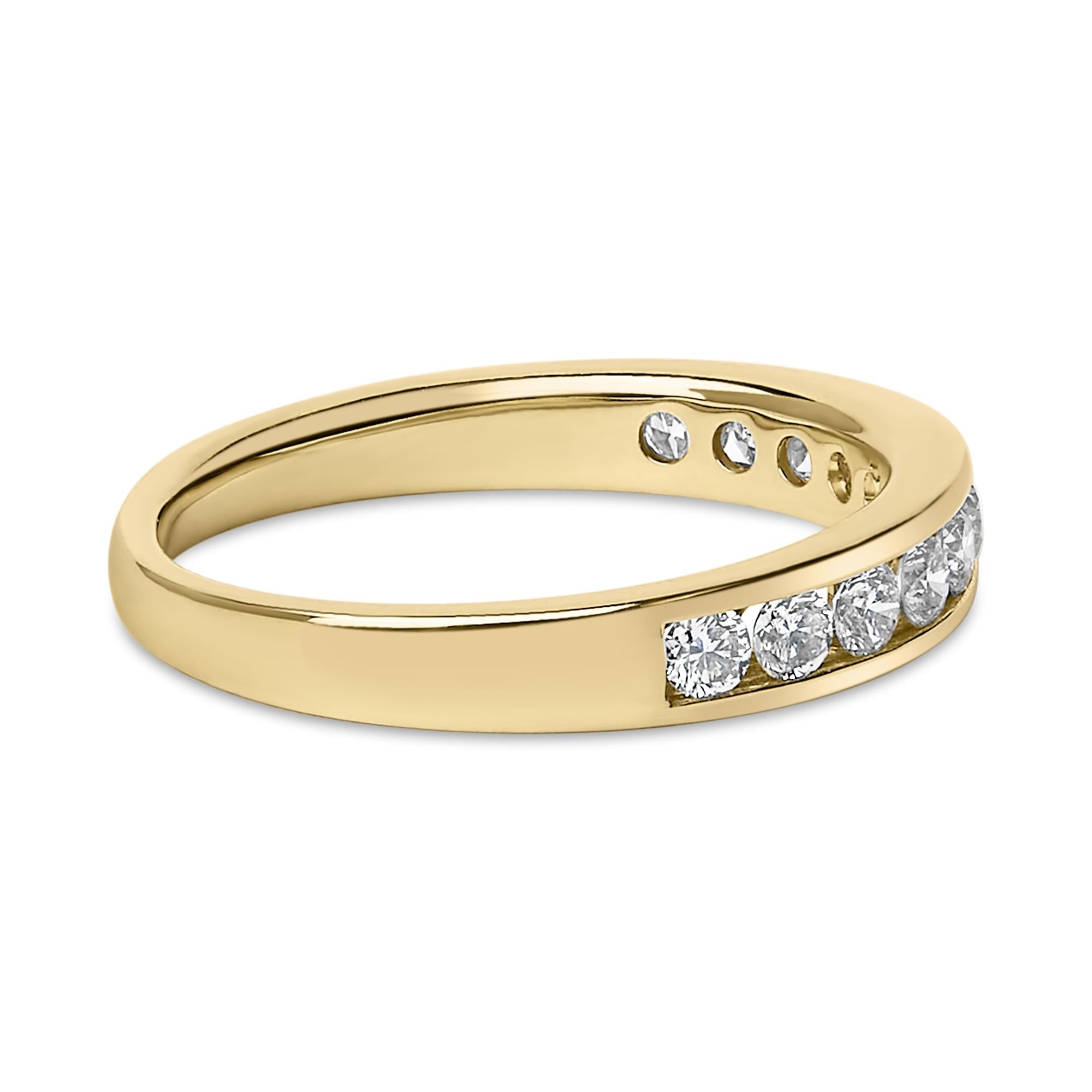 14K Gold 1/2 Cttw Round Diamond 11 Stone Channel Set Band