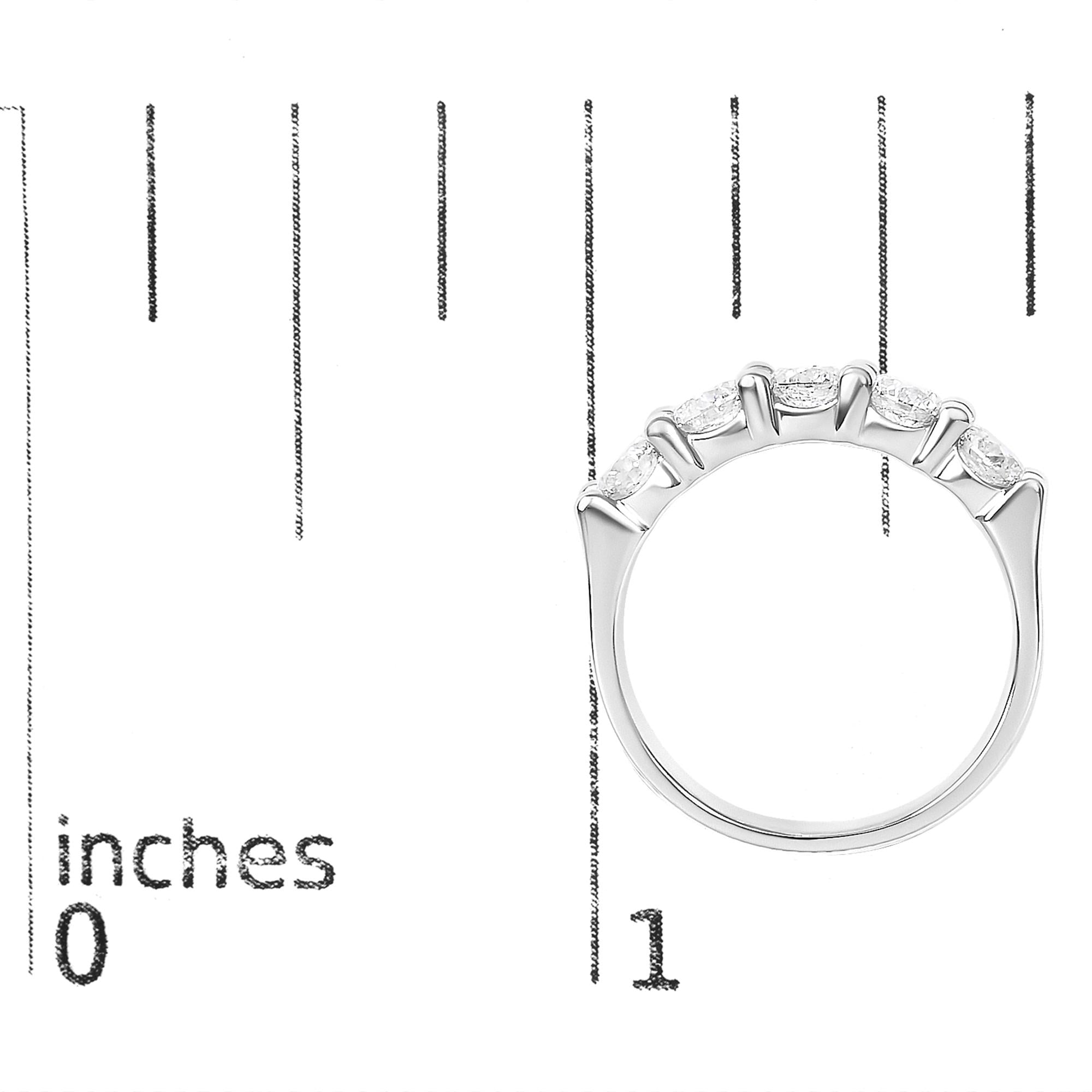 14K Gold 1 1/2 Cttw Diamond 5 Stone Band Ring