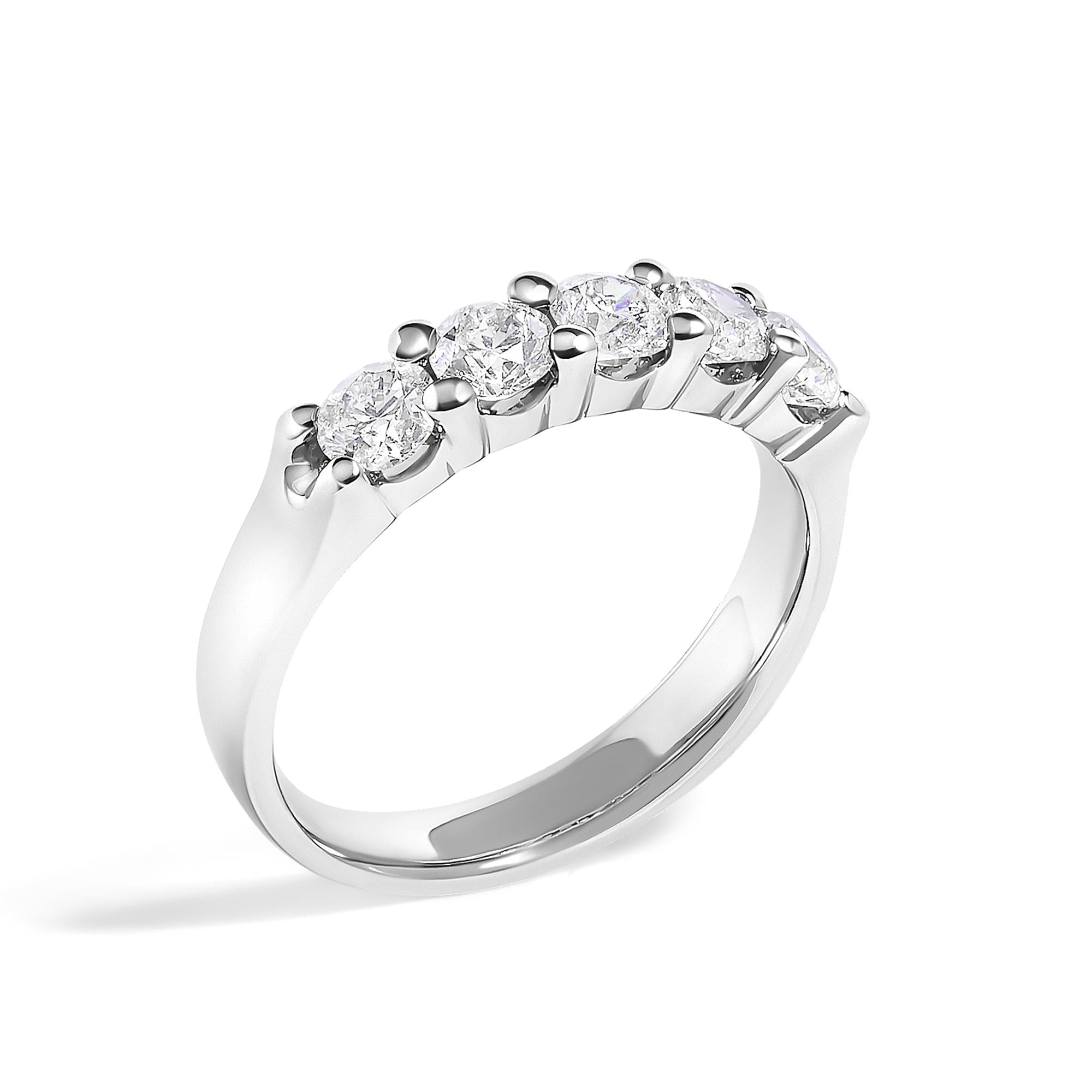 14K Gold 1.00 Cttw Diamond 5 Stone Band Ring