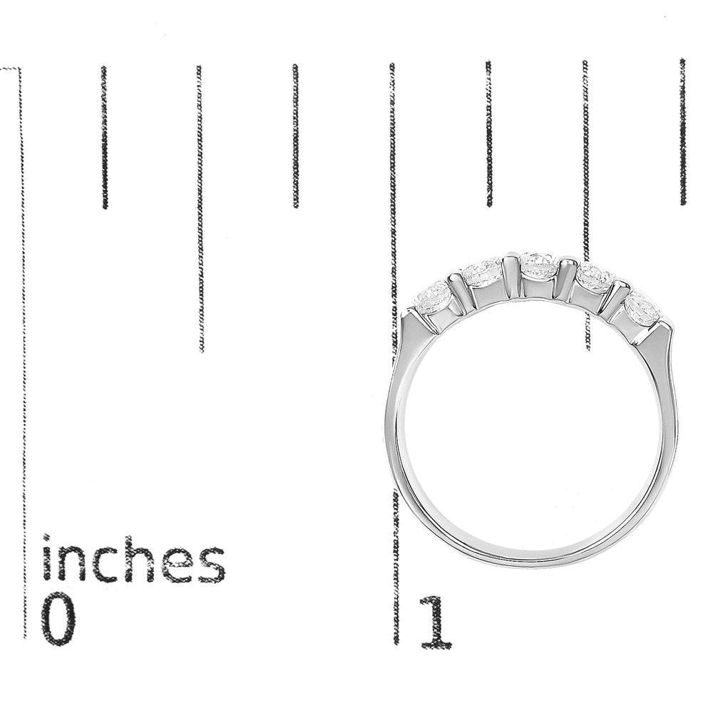 14K Gold 1.00 Cttw Diamond 5 Stone Band Ring