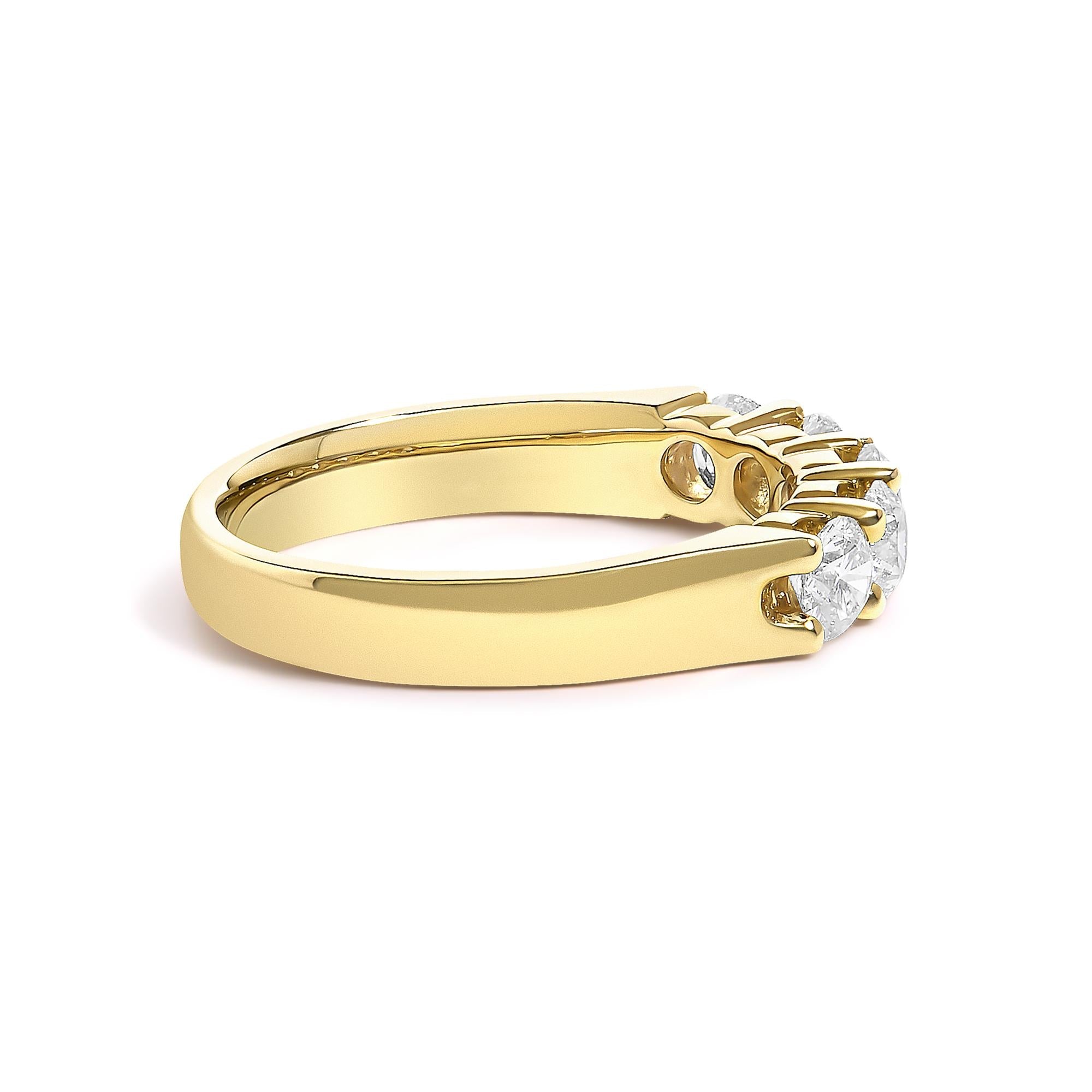 14K Gold 1.00 Cttw Diamond 5 Stone Band Ring