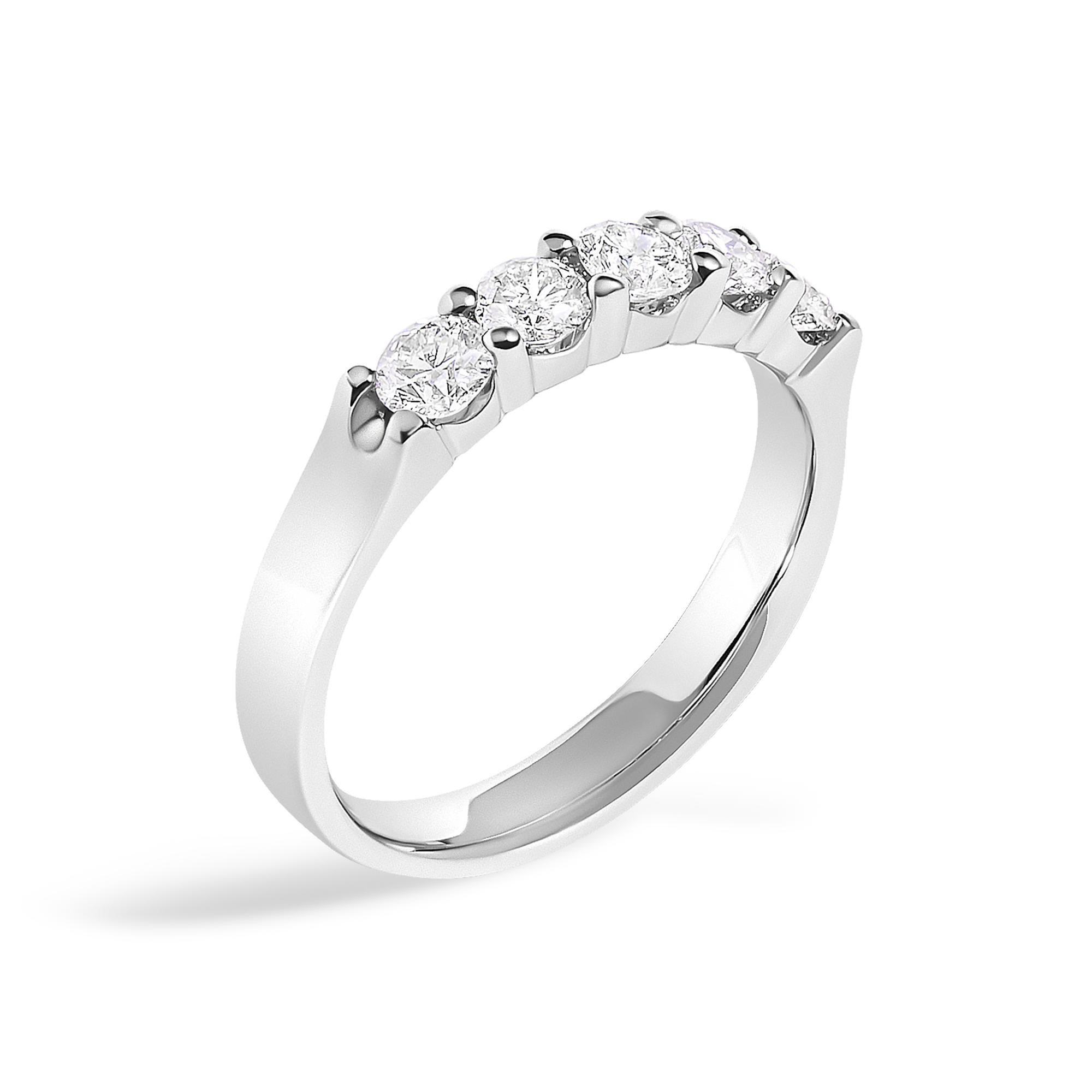 14K Gold 3/4 Cttw Diamond 5 Stone Band Ring