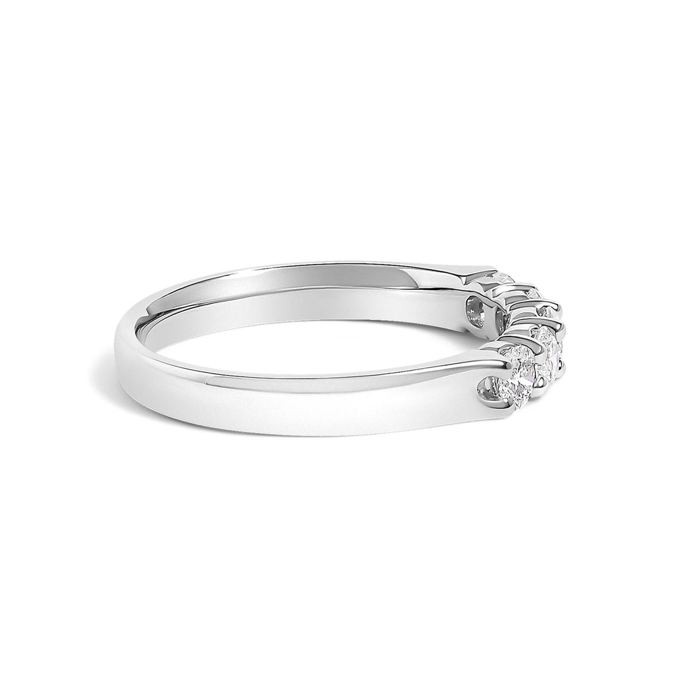 14K Gold 1/2 Cttw Round Diamond 5 stone Classic Band - Size 6.5