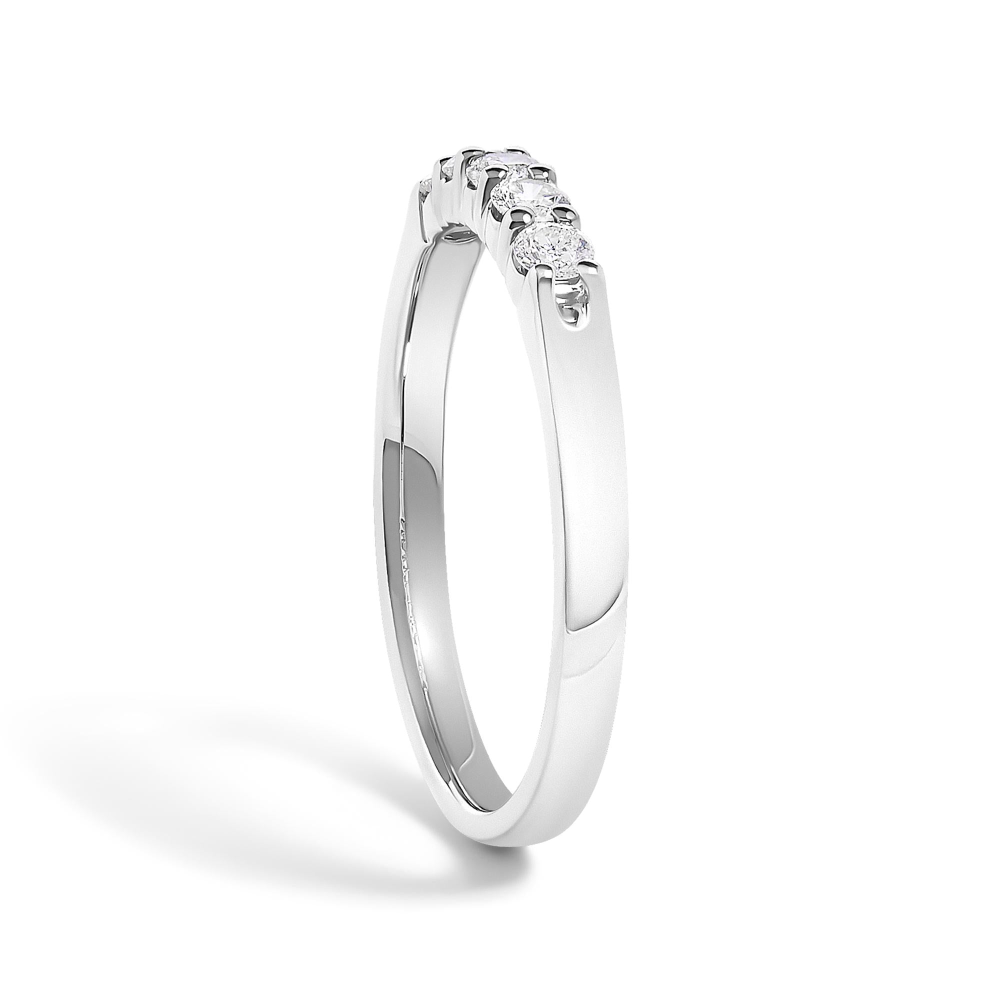 14K Gold 1/4 Cttw  Diamond 5 Stone Band Ring