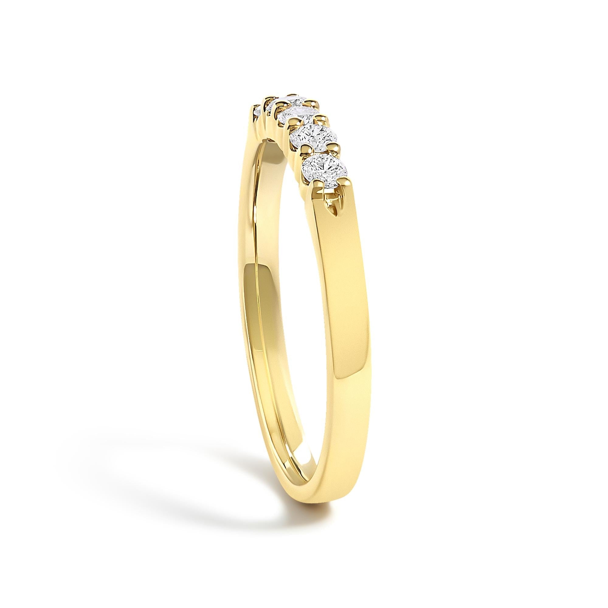 14K Gold 1/4 Cttw  Diamond 5 Stone Band Ring