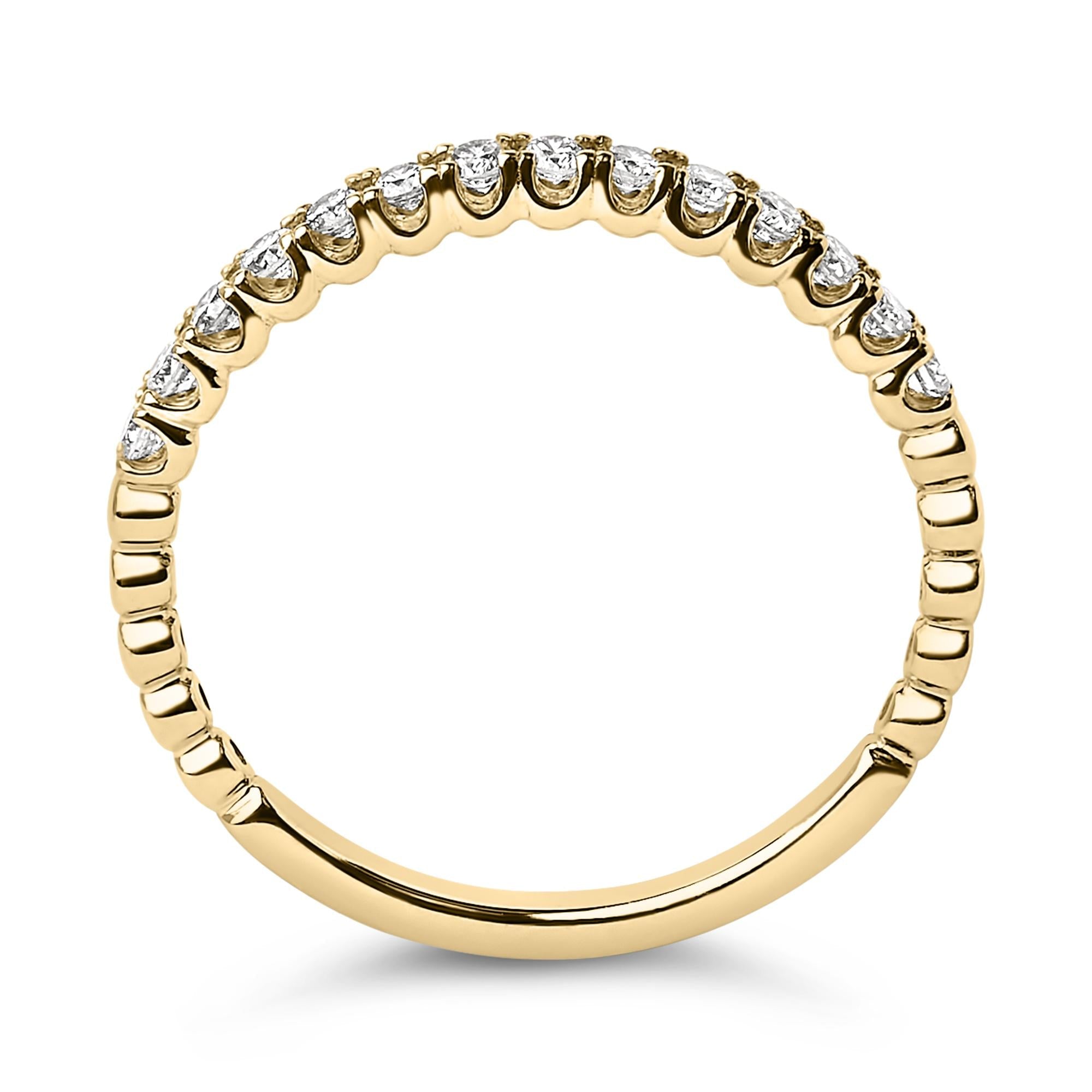 14K Gold 1/4 Cttw Round Diamond Prong Set Wedding Band
