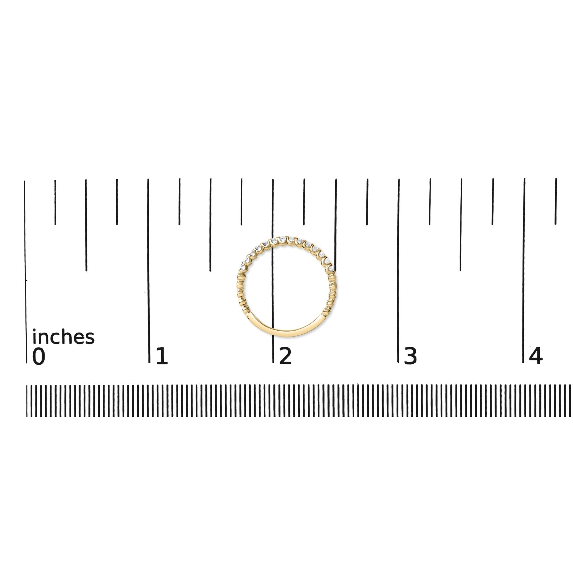 14K Gold 1/4 Cttw Round Diamond Prong Set Wedding Band