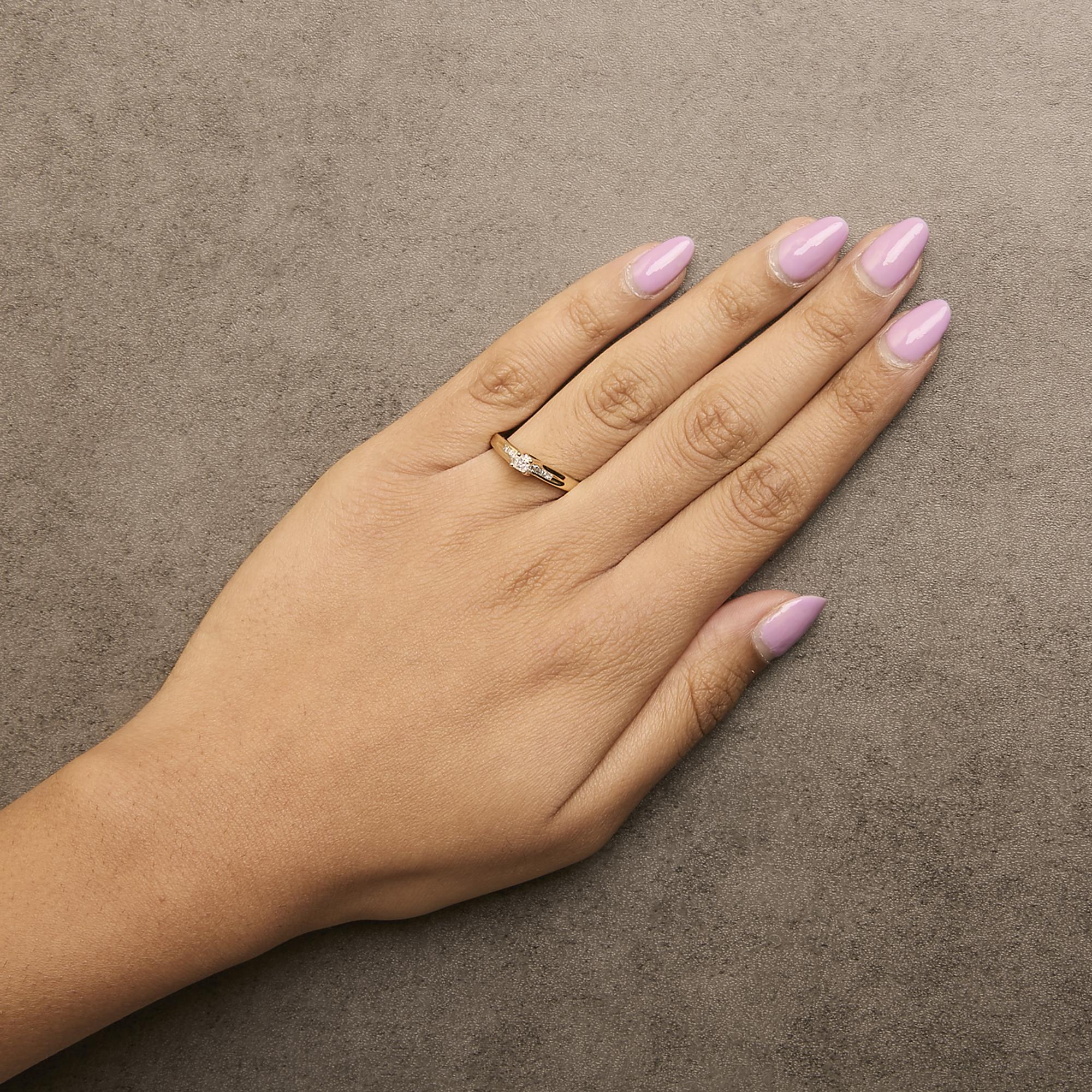 14K Yellow Gold 1/4 Cttw Princess Cut Diamond Engagement Ring