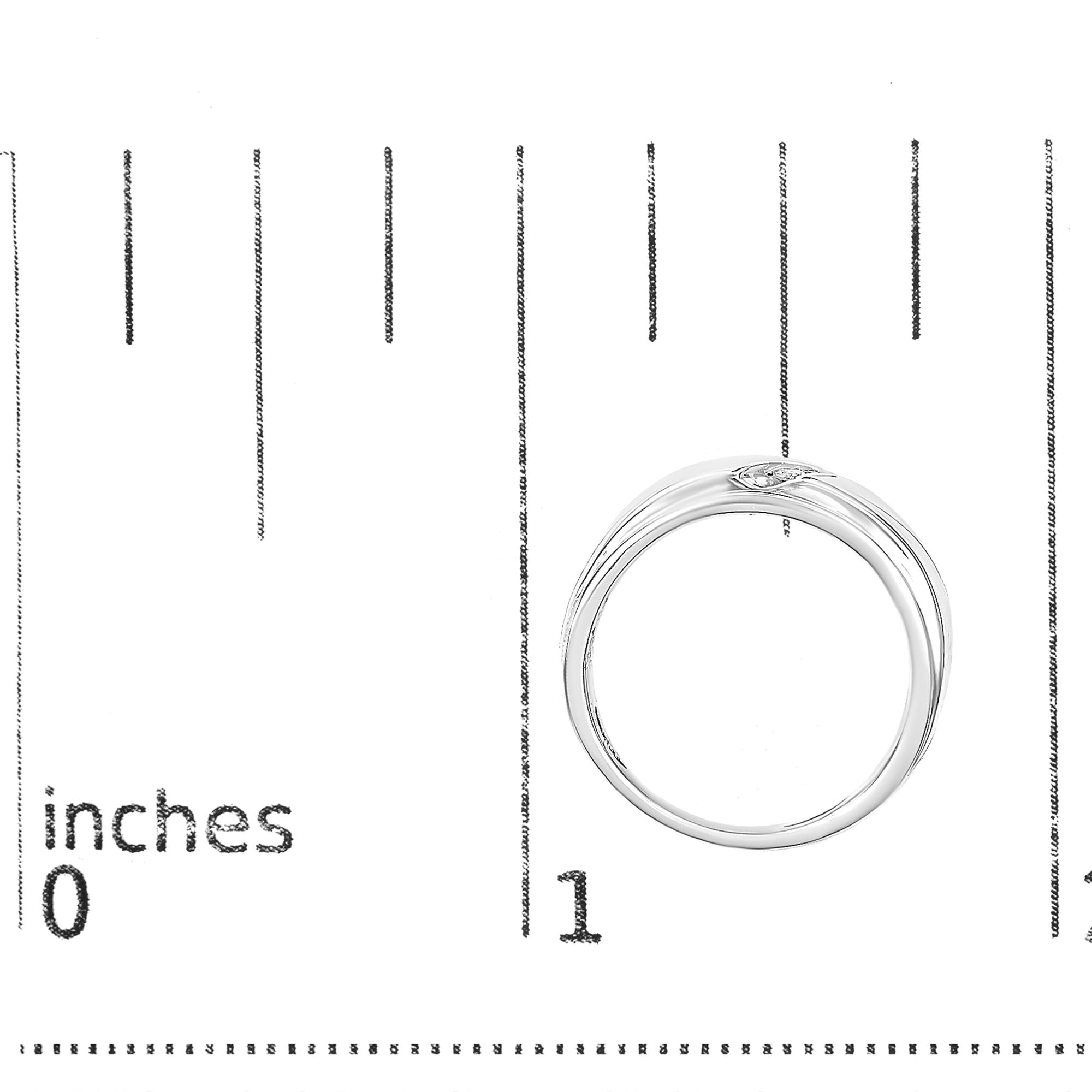 Men's .925 Sterling Silver 1/6 Cttw 3 Stone Diamond Band Ring (H-I Color, I1-I2 Clarity)