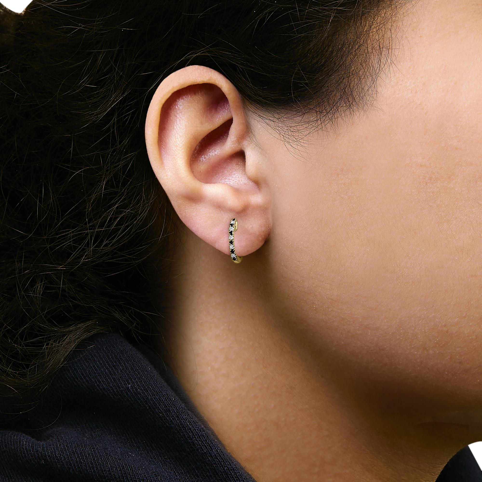 10K Yellow Gold Alternating Blue Sapphire 1/10 Cttw Diamond Huggy Hoop Earrings  (I-J Color, I1-I2 Clarity)