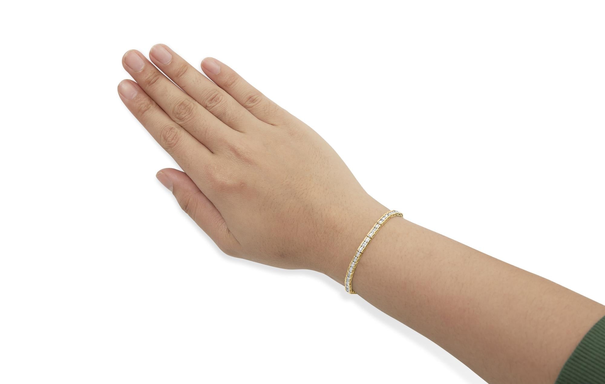 10K Yellow Gold 1.0 Cttw Round Diamond Pave Link Bracelet