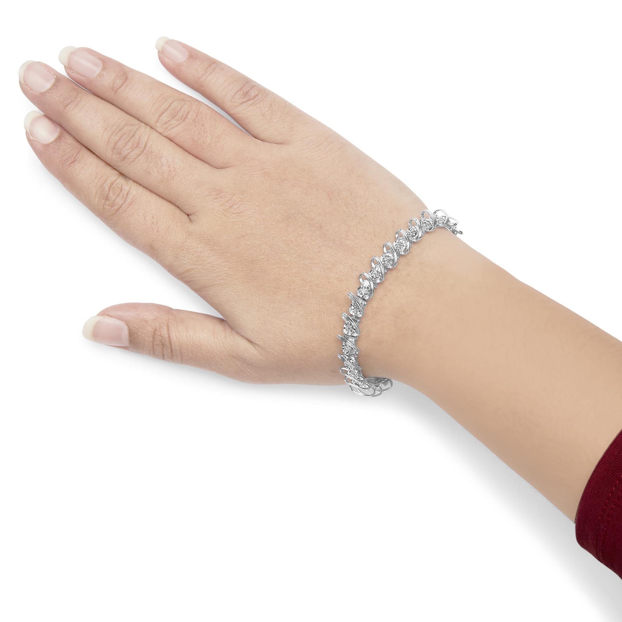 .925 Sterling Silver 3/4 Cttw Diamond  Illusion Plate Link Bracelet (I-J Color, I3 Clarity) - Size 7.25"