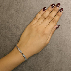 .925 Sterling Silver 1/10 Cttw Round-Cut Diamond Link Bracelet (I-J Color, I3 Promo Clarity) - 7.25"
