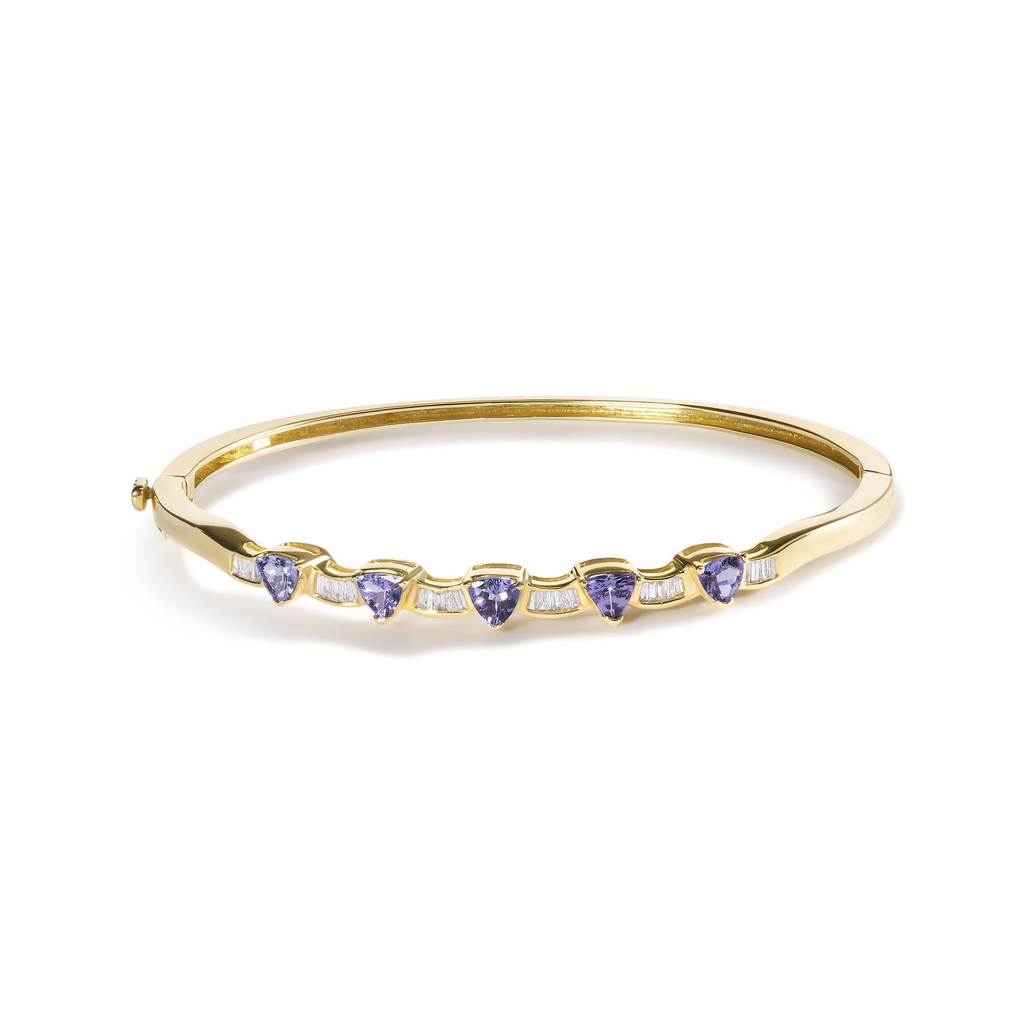 14K Gold Alternating Trillion Tanzanite and 1/3 Cttw Diamond Bangle Bracelet - Size 7"