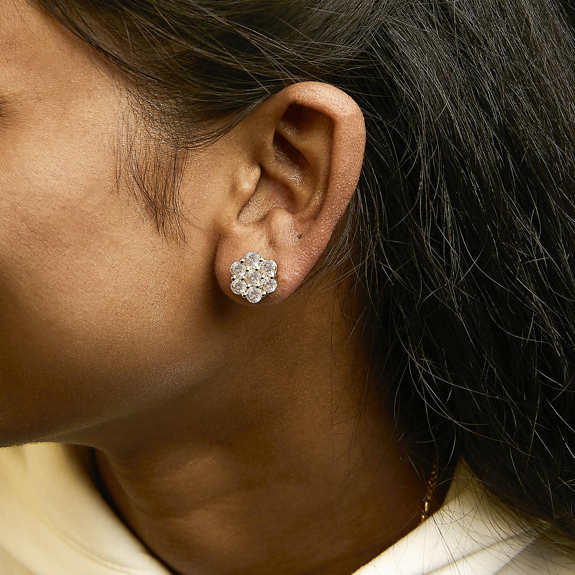 14K White Gold 3 cttw Prong Set Round-Cut Diamond Floral Cluster Stud Earring (I-J Color, SI1-SI2 Clarity)