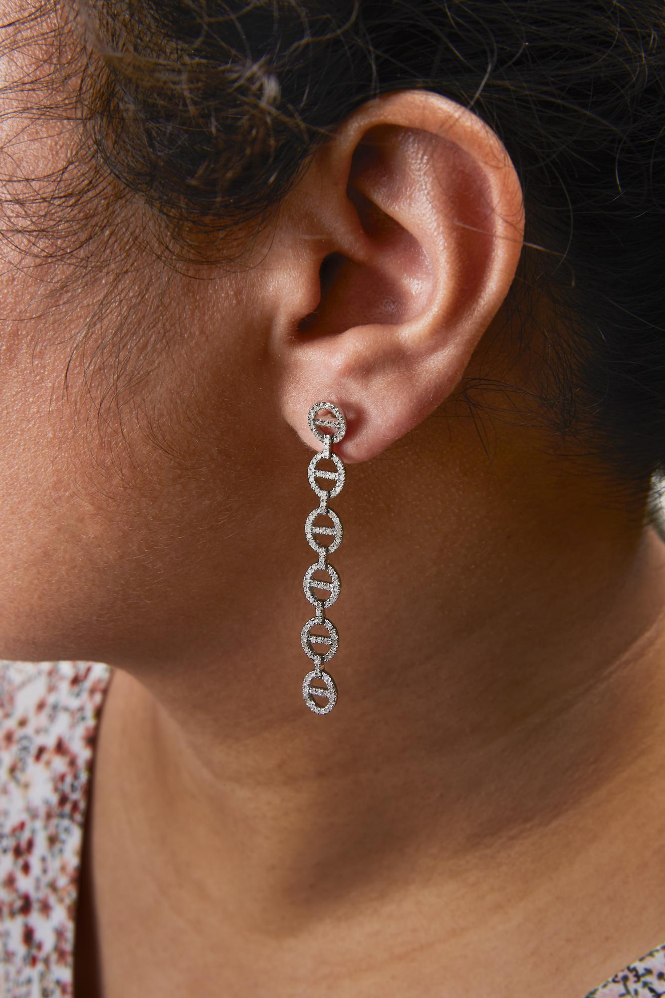 Sterling Silver 1.0 Cttw Diamond Oval Design Dangle Earrings