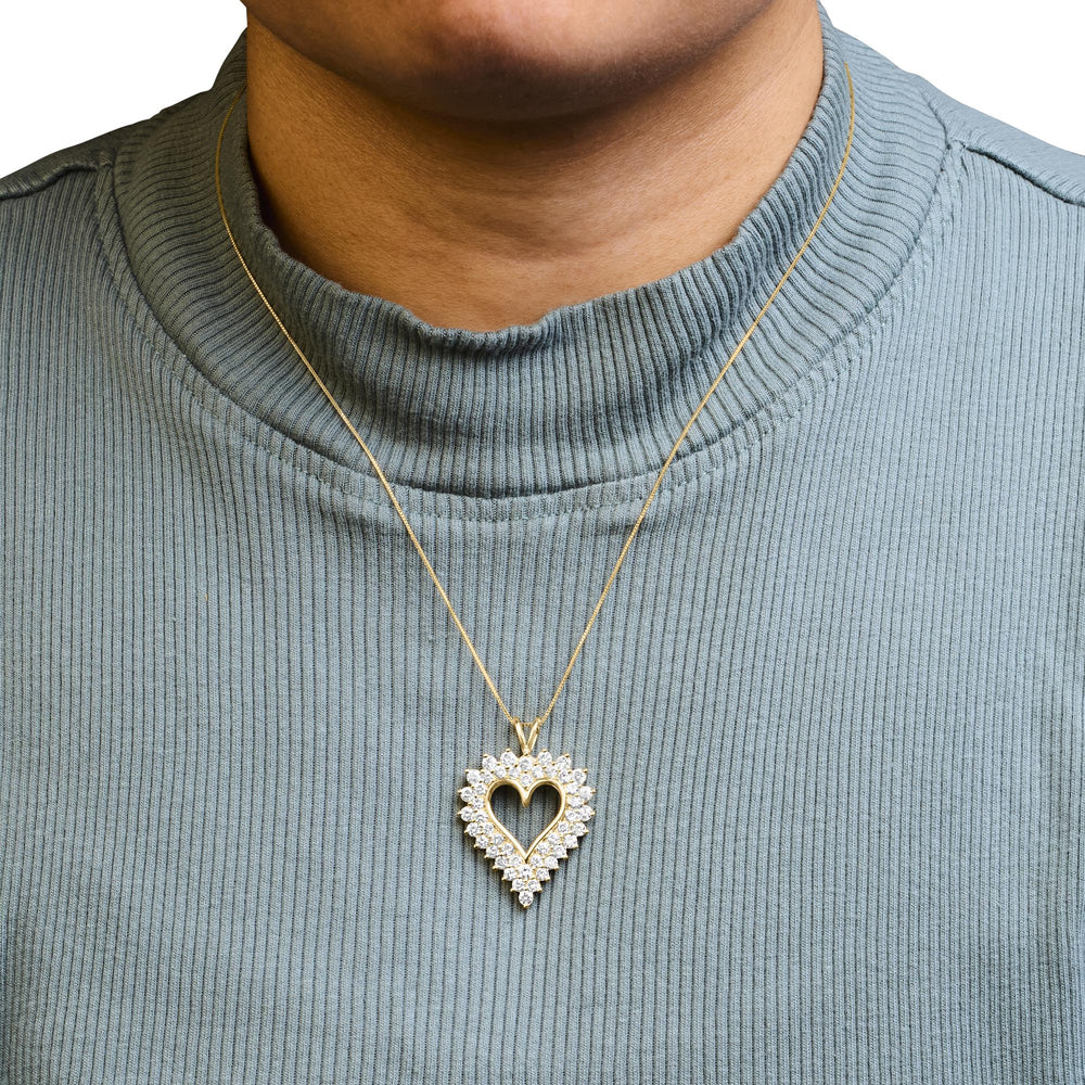 .925 Sterling Silver 3.00 Cttw Round Cut Diamond Cluster Heart 18" Pendant Necklace (K-L Color, I1-I2 Clarity)