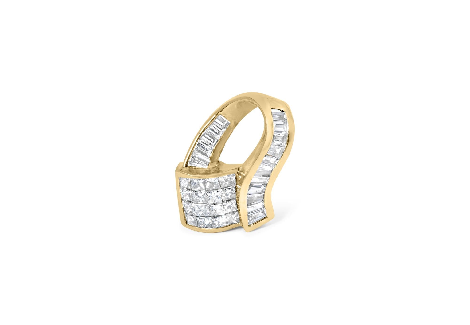 14k Yellow Gold 2.0 Cttw Princess and Baguette-cut Diamond Art Deco Inspired Pendant Necklace (G-H Color, VS1-VS2 Clarity) - 18 Inch