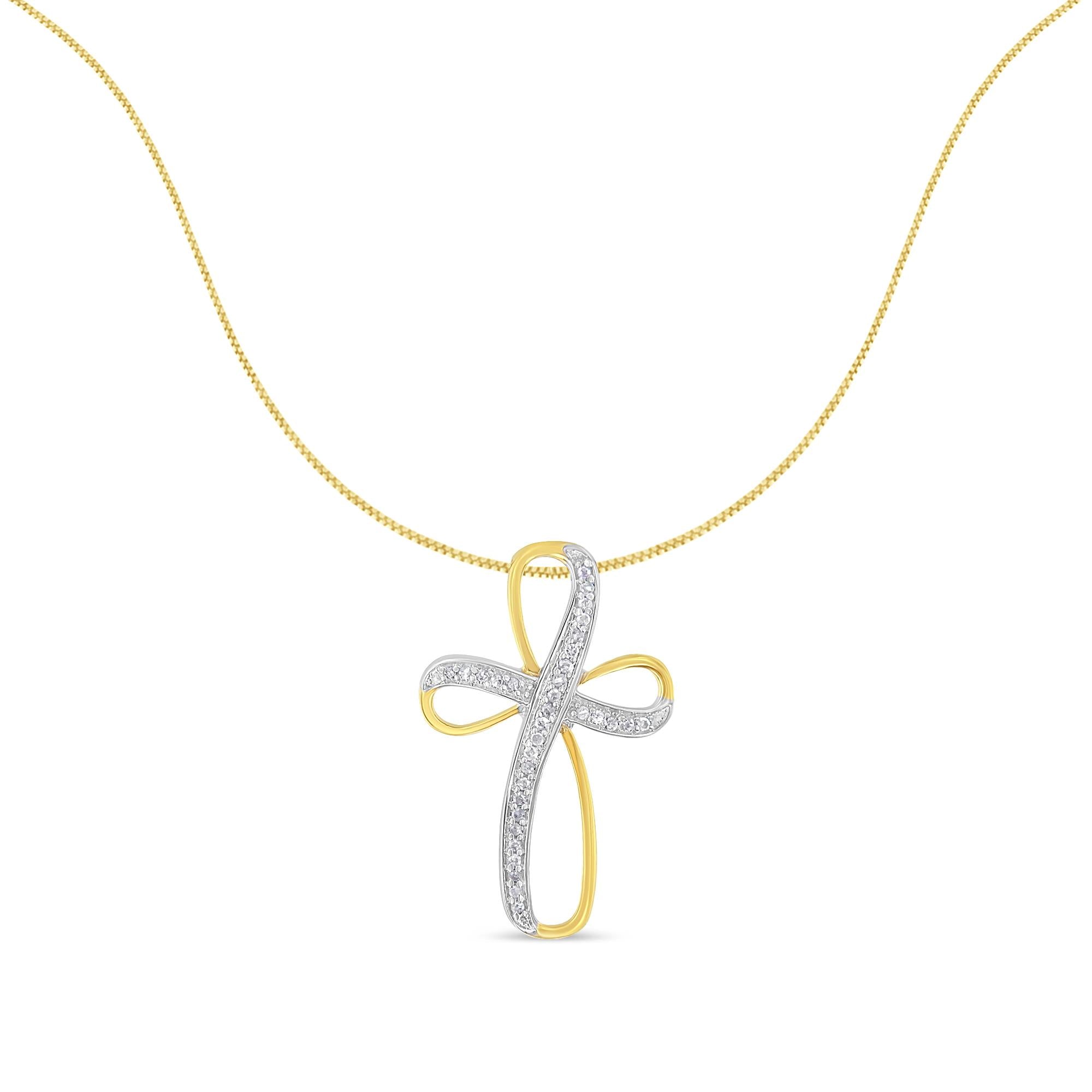 Two Tone .925 Sterling Silver 1/10 cttw Round Diamond Fashion Pendant Necklace (H-I, I3)