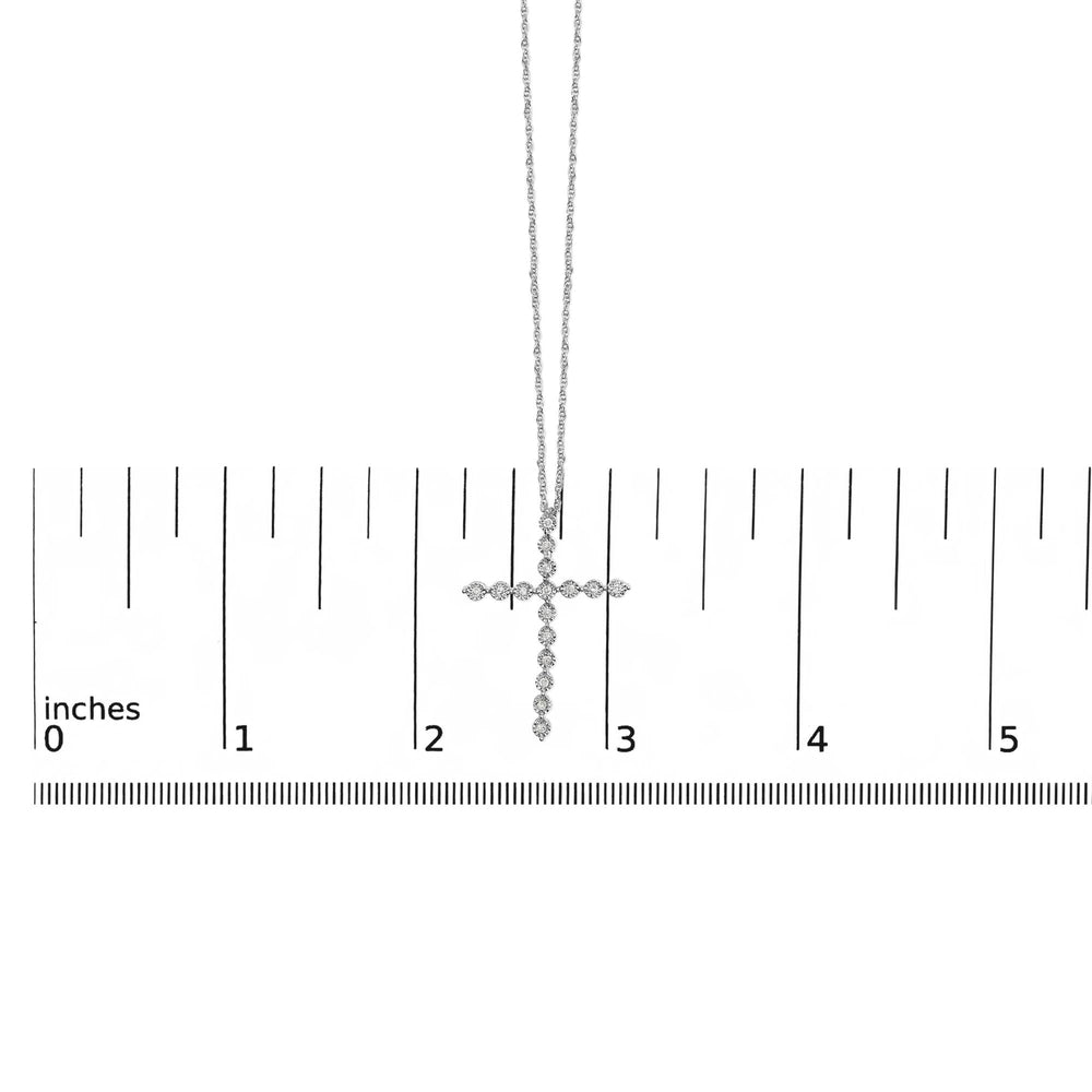 .925 Sterling Silver 1/6 Cttw Brilliant-Cut Diamond Miracle-Set Shared Prong Cross 18" Pendant Necklace (I-J Color, I2-I3 Clarity)