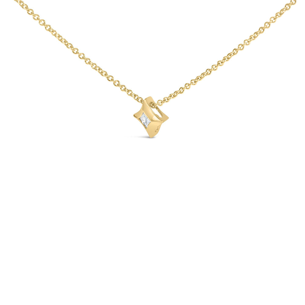 10K Gold 1/10 Cttw Bezel Set Solitaire Princess Cut Diamond Kite Shaped Pendent Necklace - 18" Inches