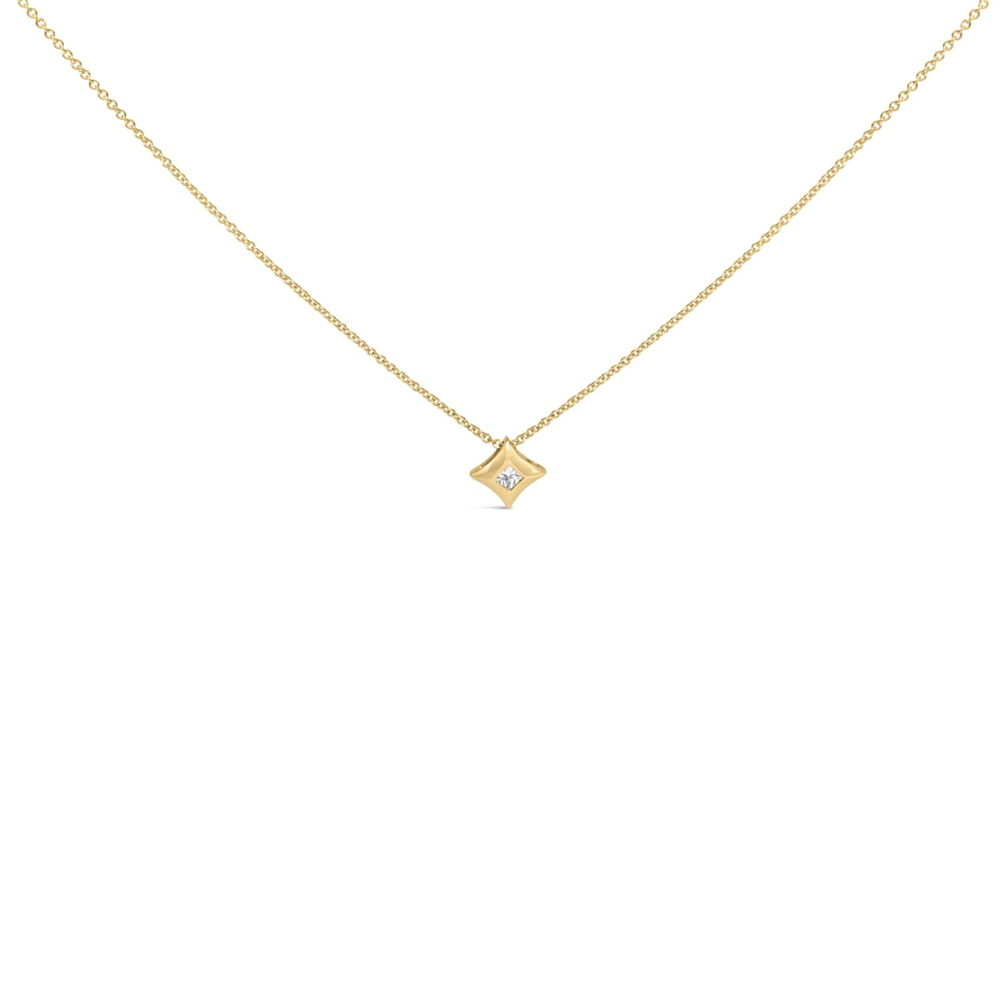 10K Gold 1/5 Cttw Bezel Set Princess Diamond Kite Shaped Solitaire Pendent Necklace