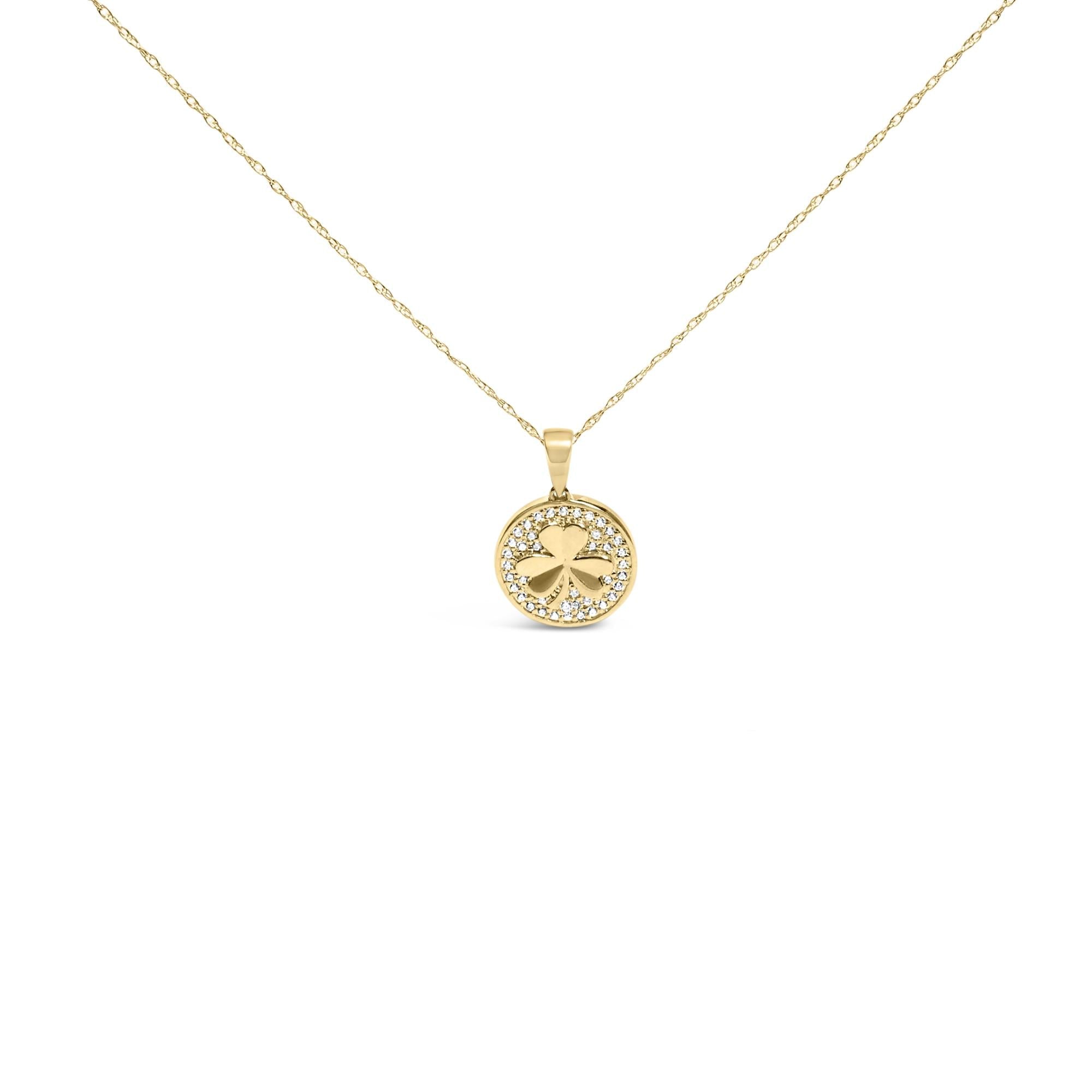10K Yellow Gold 3 Leaf Clover 1/6 Cttw Diamond Pendant Necklace