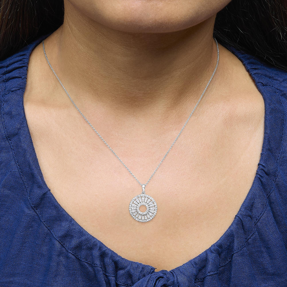 Sterling Silver 1 1/6 Cttw Diamond Openwork Medallion Pendant Necklace