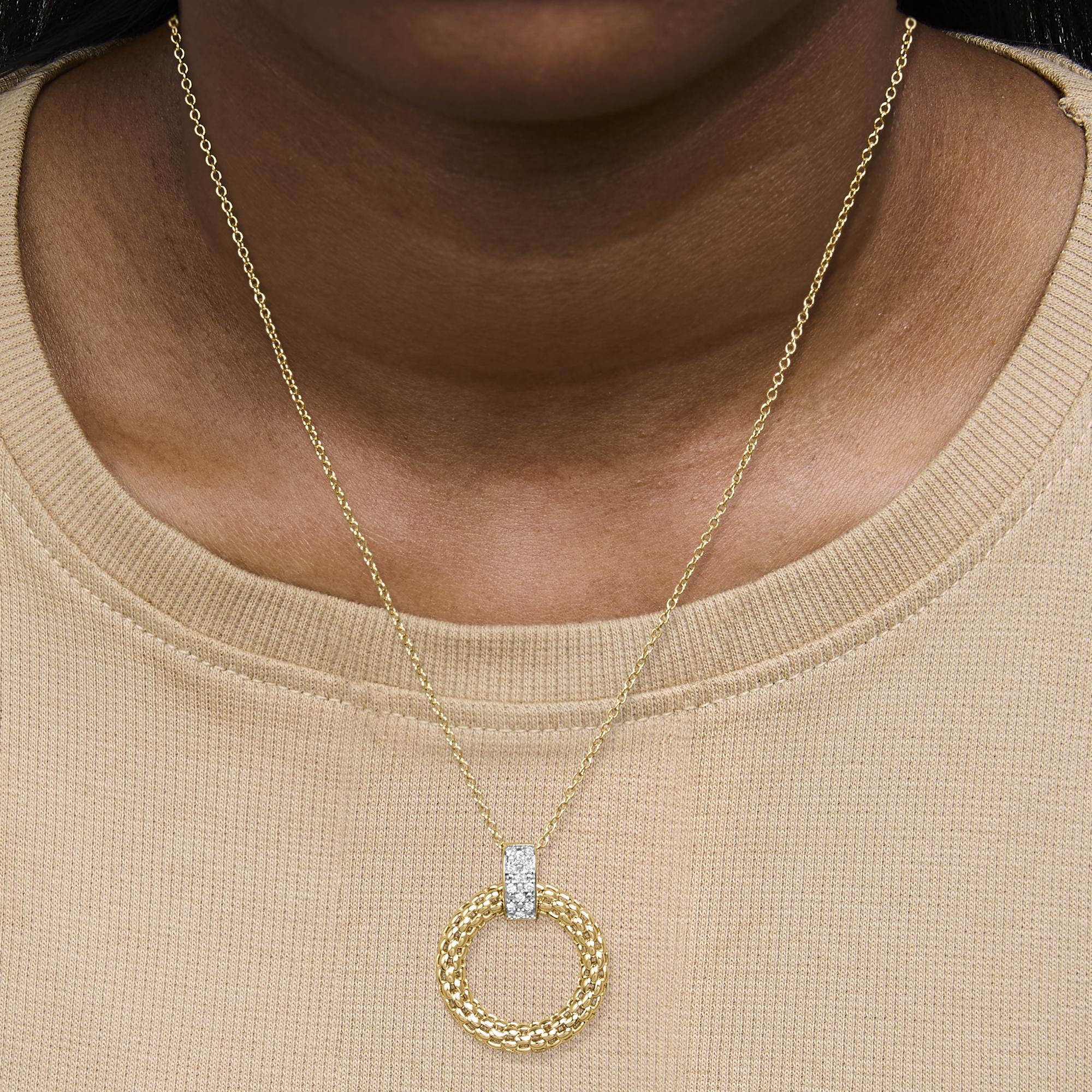 Gold Vermeil 1/10 Cttw Diamond Bold Pendant Necklace