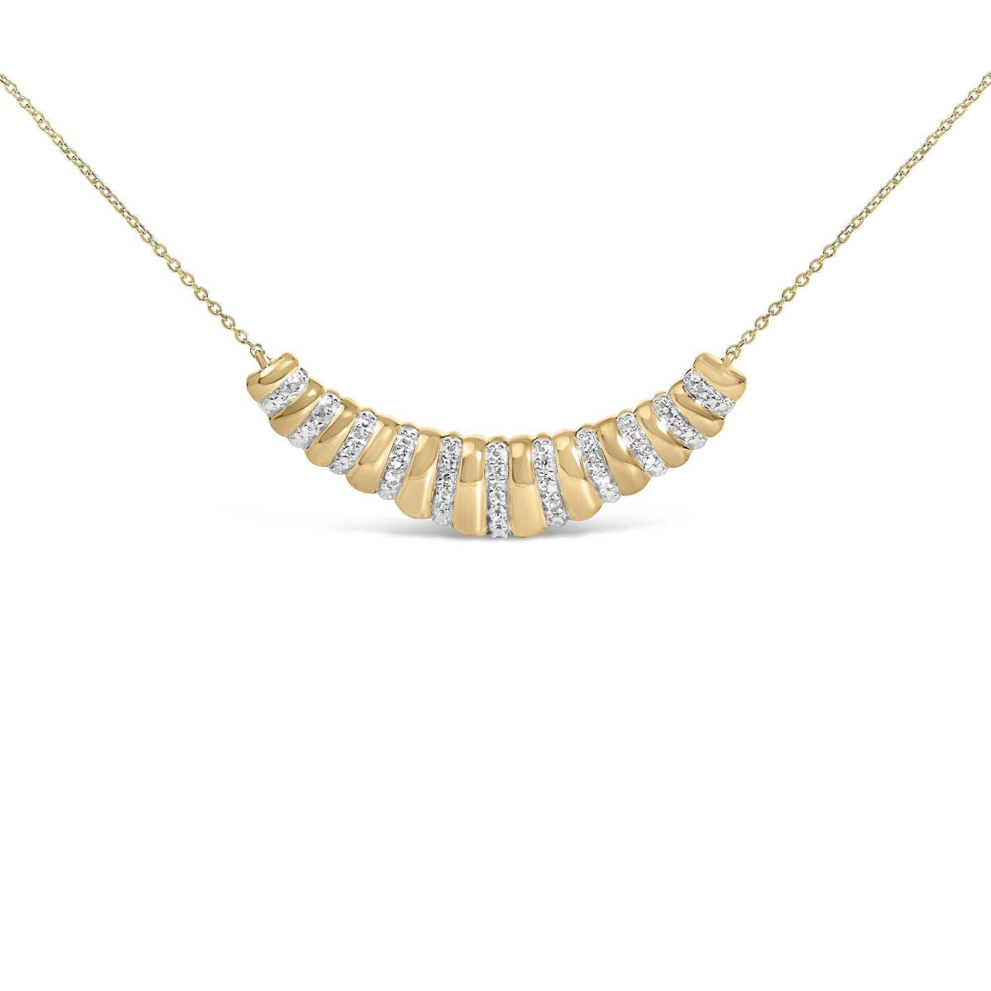 Gold Vermeil 1/10 Cttw Diamond Bold Ribbed Pendant Necklace