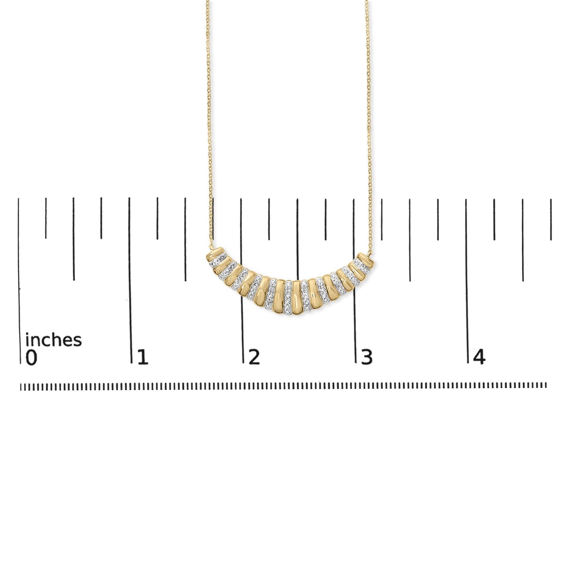 Gold Vermeil 1/10 Cttw Diamond Bold Ribbed Pendant Necklace
