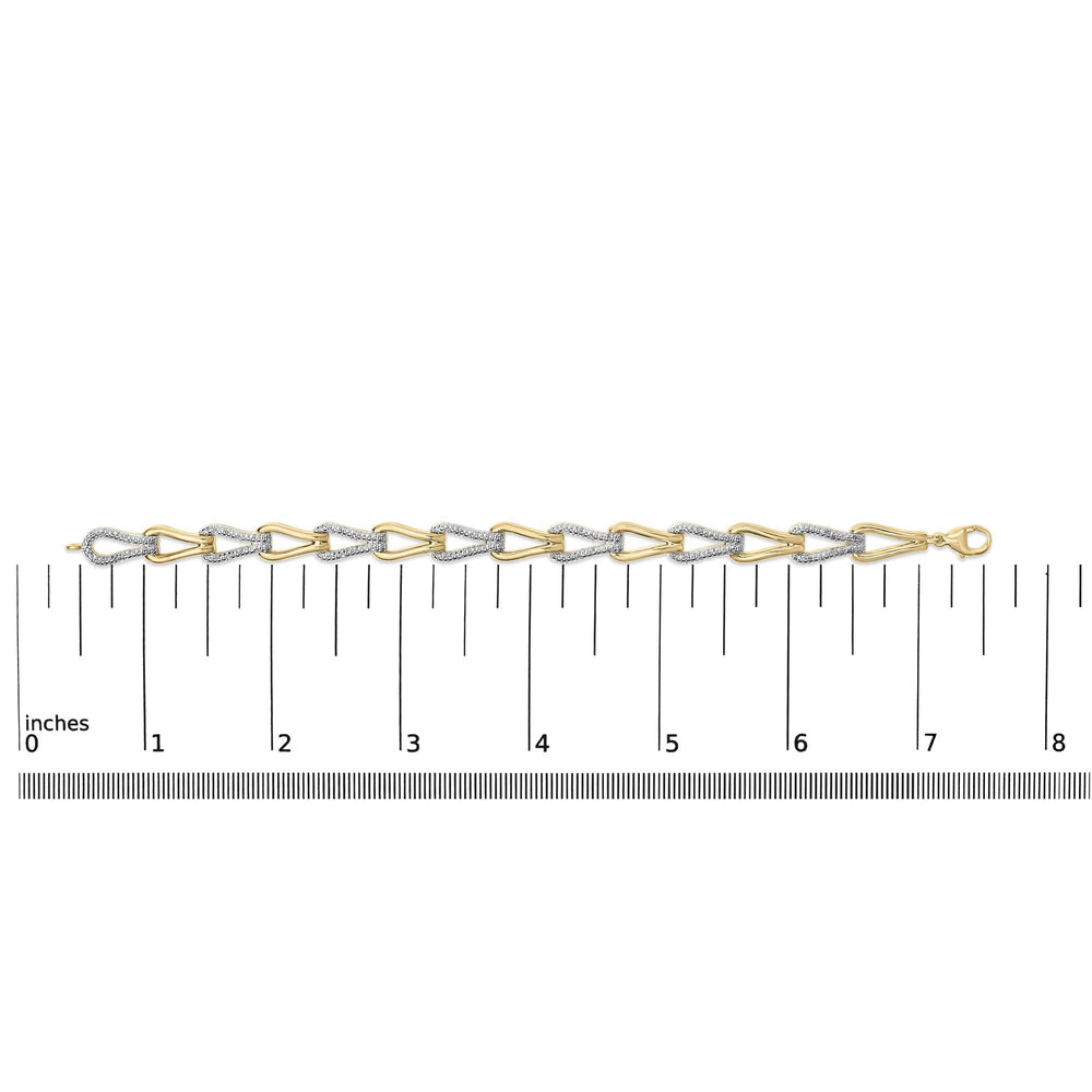 Gold Vermeil 1/7 Cttw Diamond Bold Knot Link Bracelet