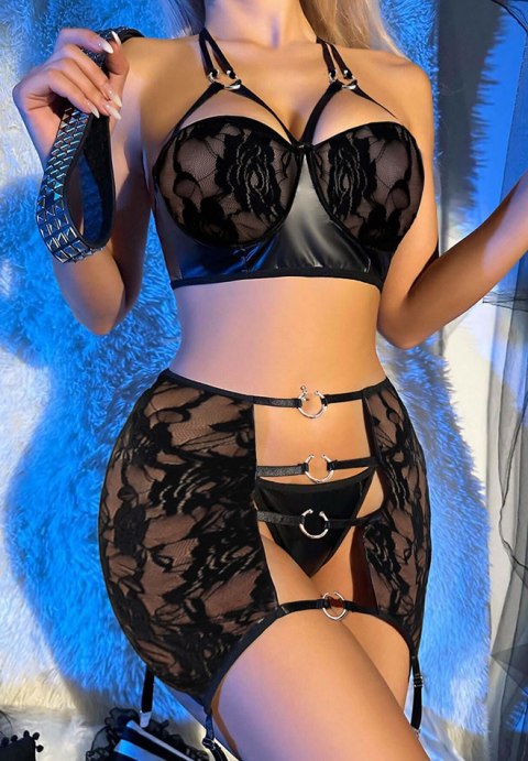 Skirting Around Garter 3 Piece Set