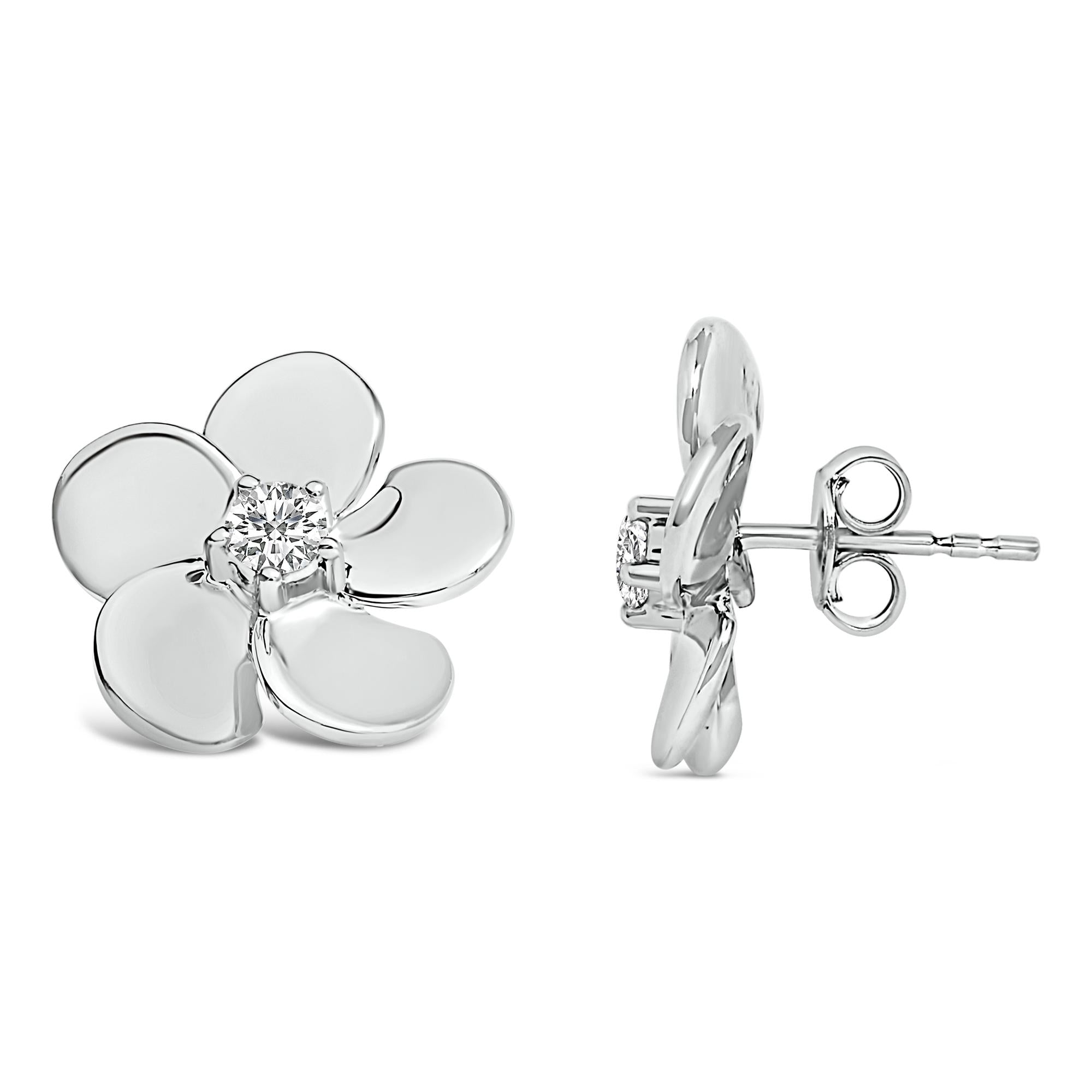 10K Gold 1/3 Cttw Lab Grown Diamond Flower Petal Stud Earrings