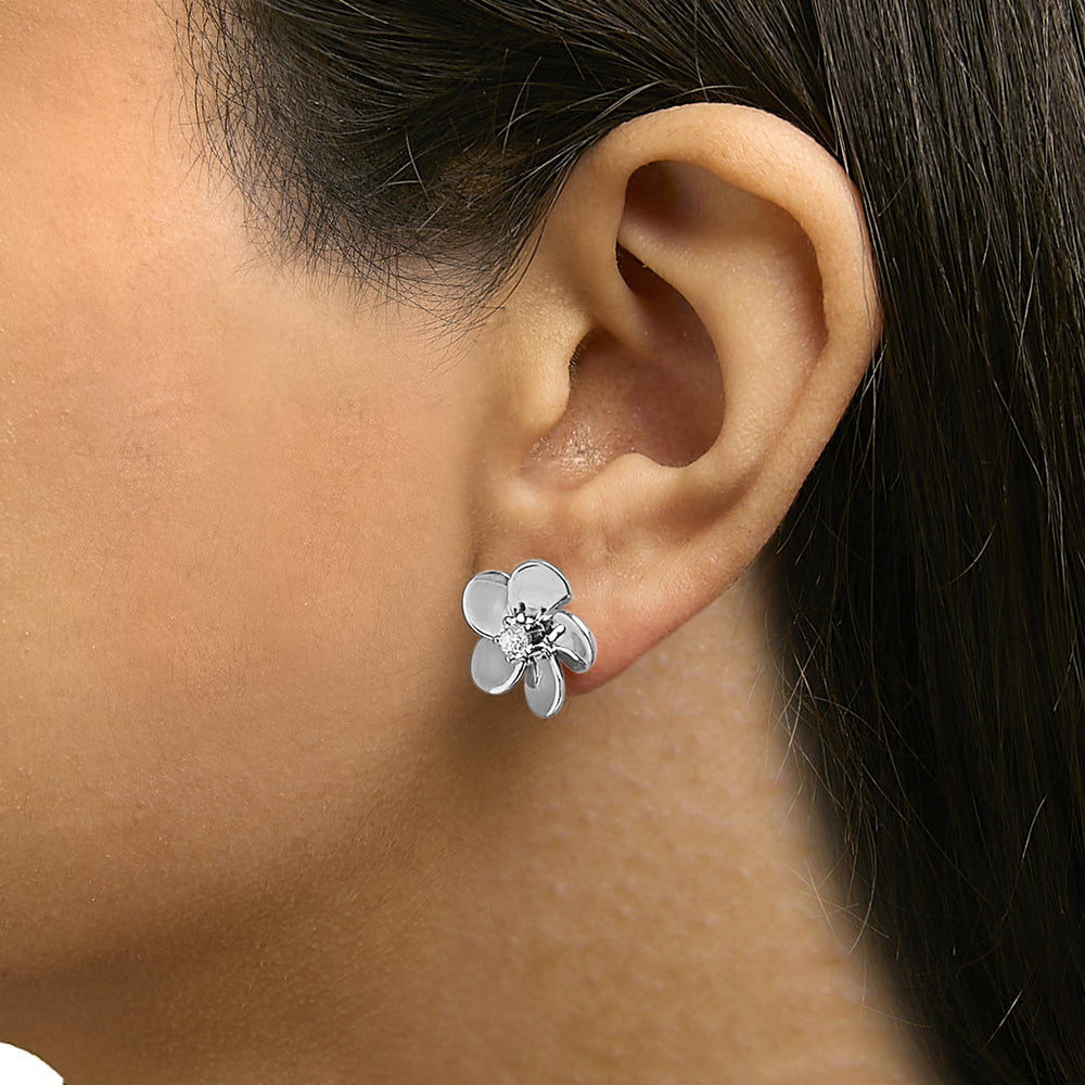 10K Gold 1/3 Cttw Lab Grown Diamond Flower Petal Stud Earrings